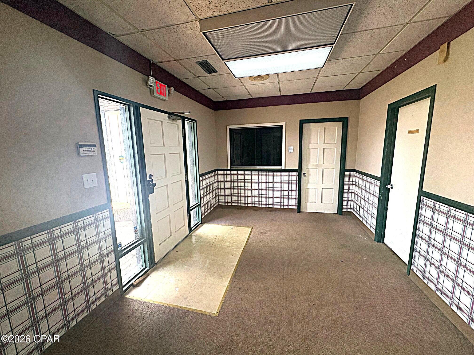 [No Recorded Subdiv] - Commercial Sale