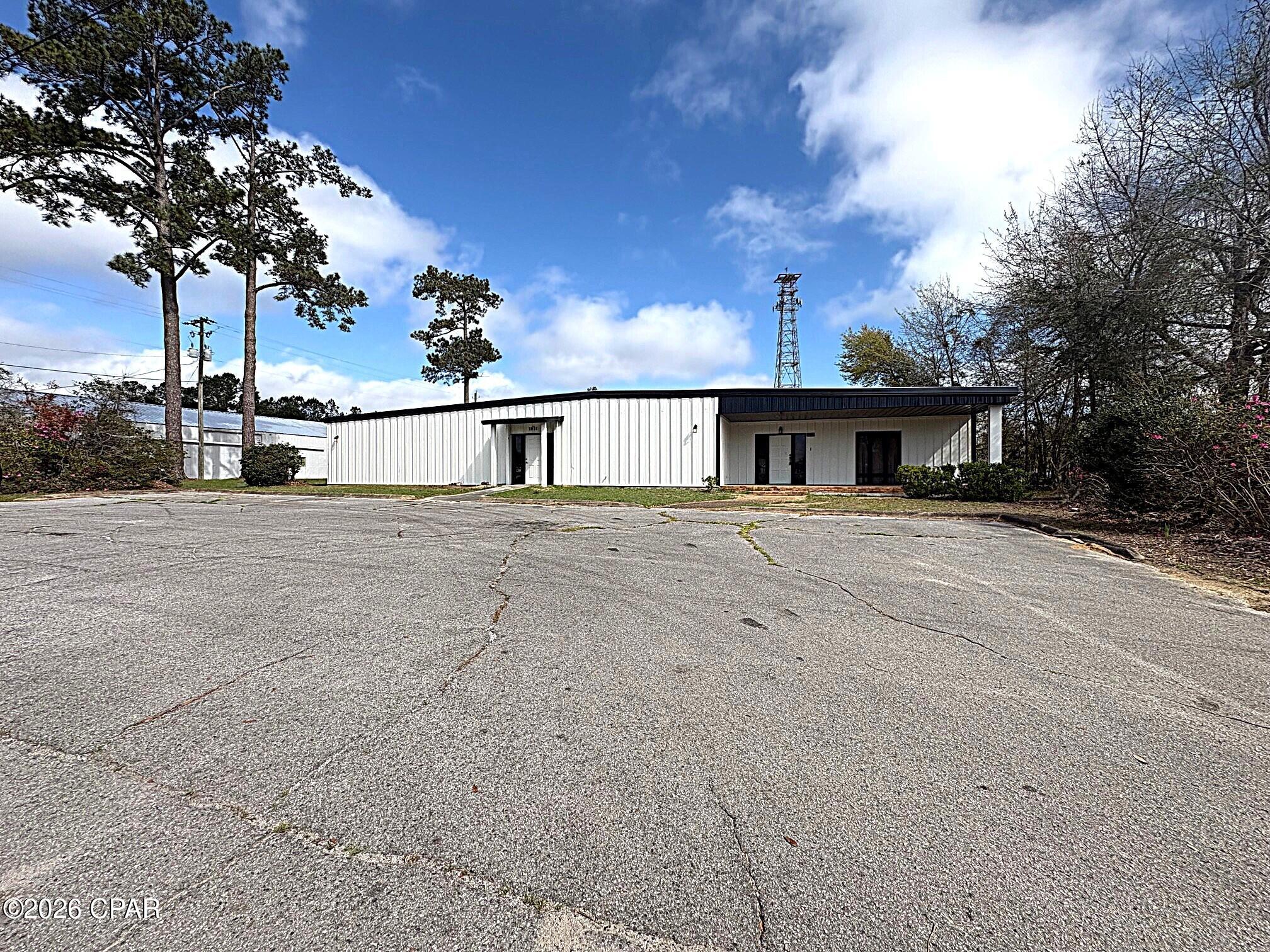 [No Recorded Subdiv] - Commercial Sale