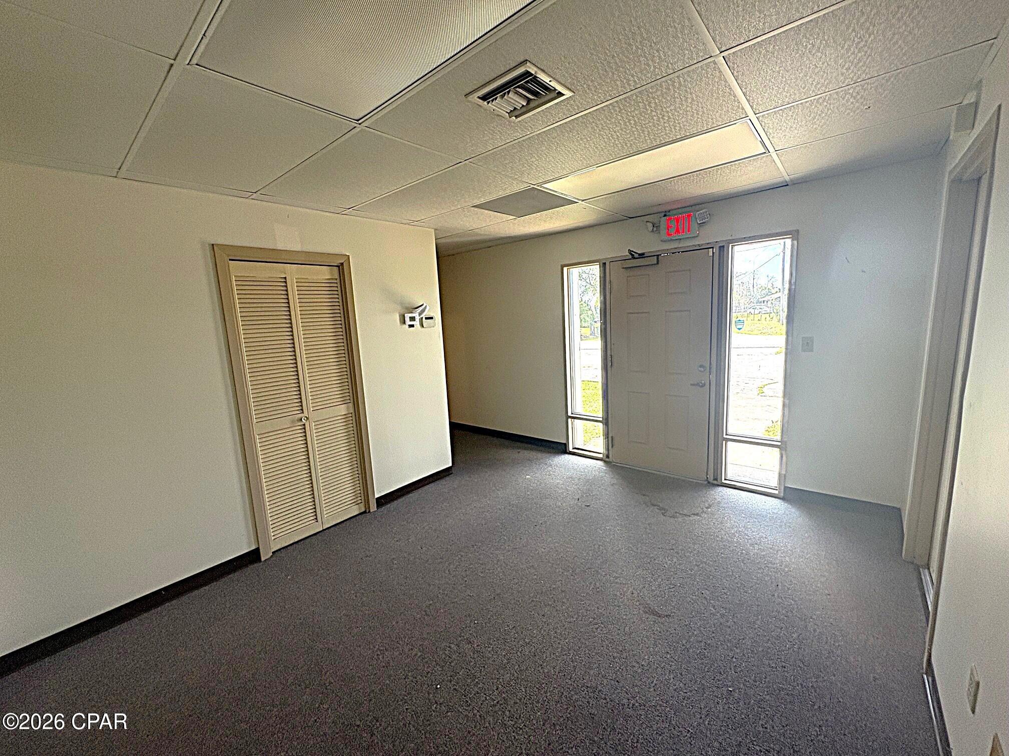 [No Recorded Subdiv] - Commercial Sale