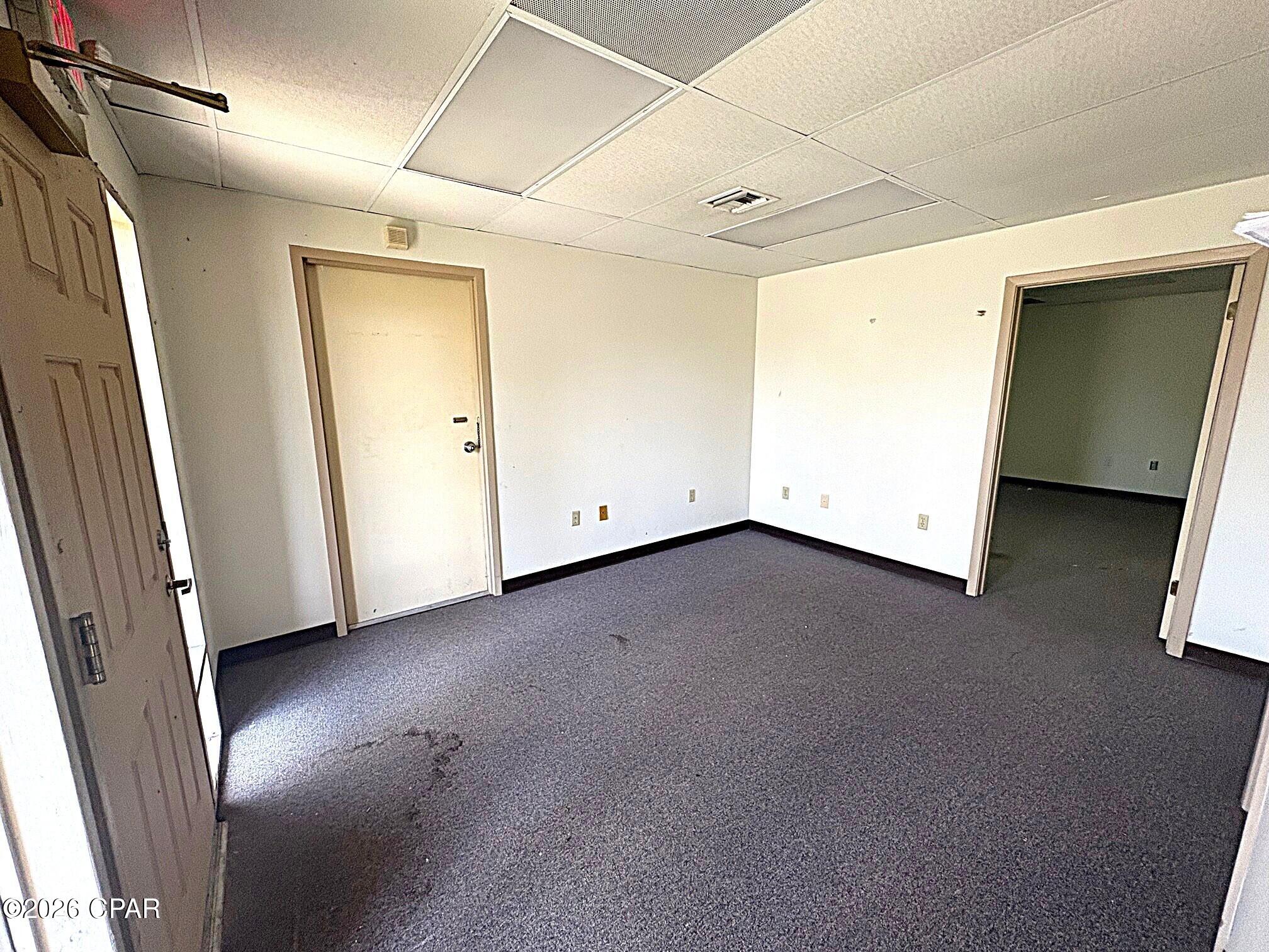 [No Recorded Subdiv] - Commercial Sale