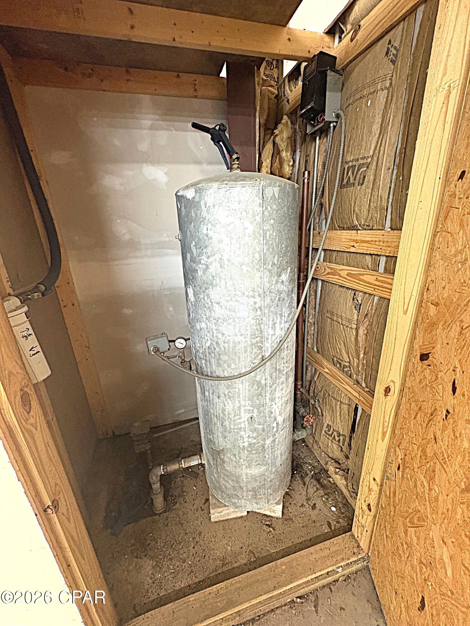 [No Recorded Subdiv] - Commercial Sale