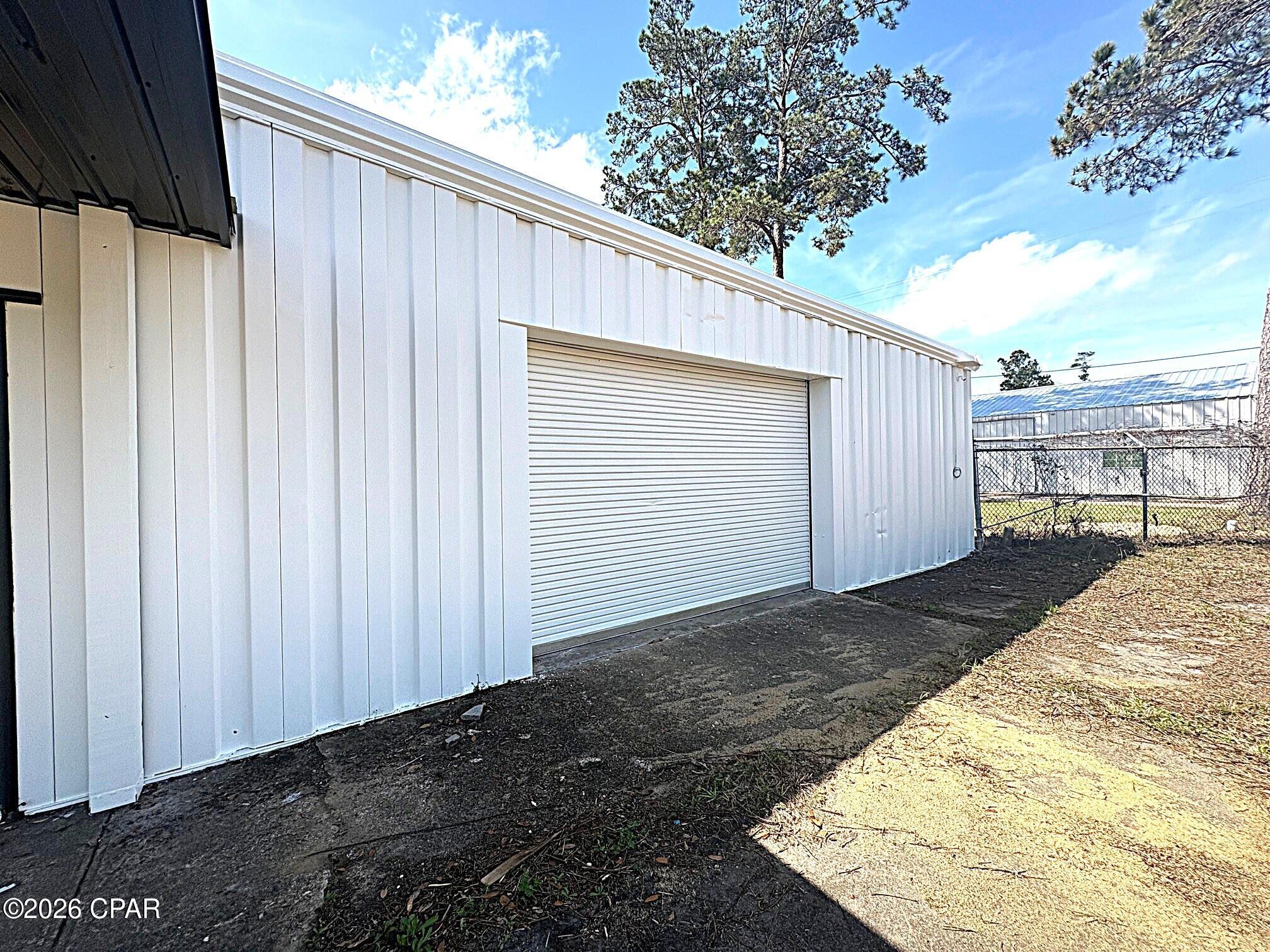 [No Recorded Subdiv] - Commercial Sale