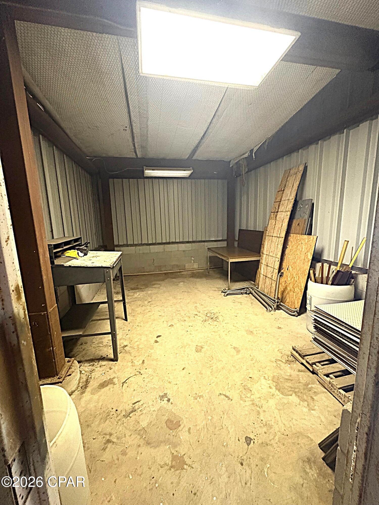 [No Recorded Subdiv] - Commercial Sale