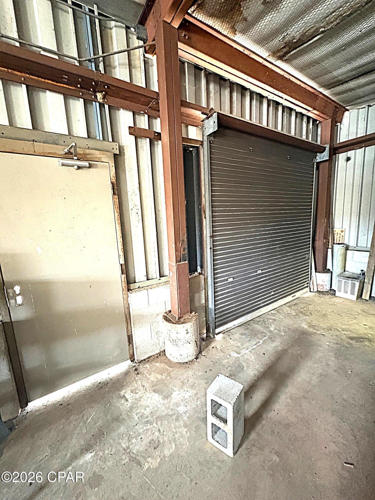 [No Recorded Subdiv] - Commercial Sale