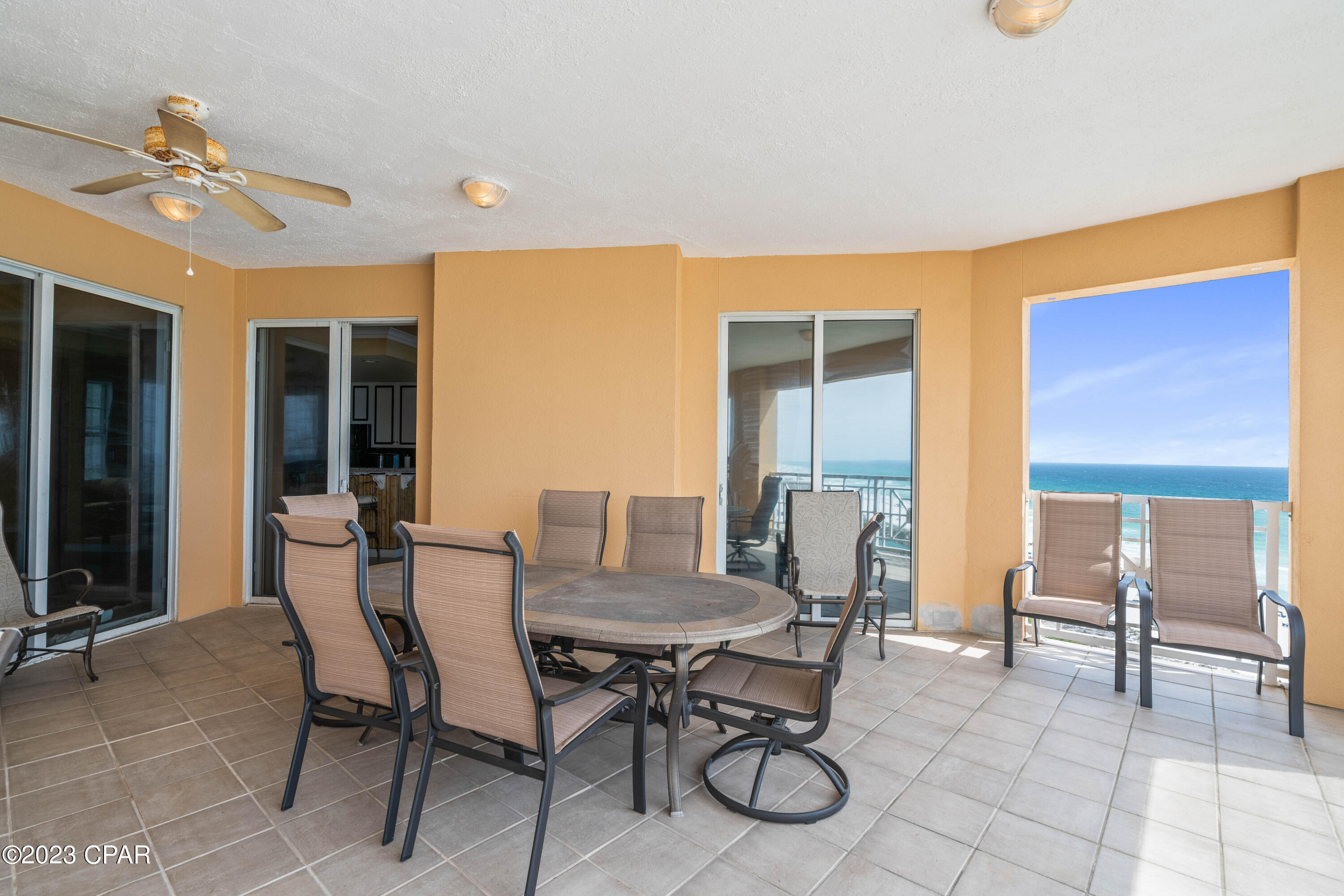 En Soleil Condo - Residential