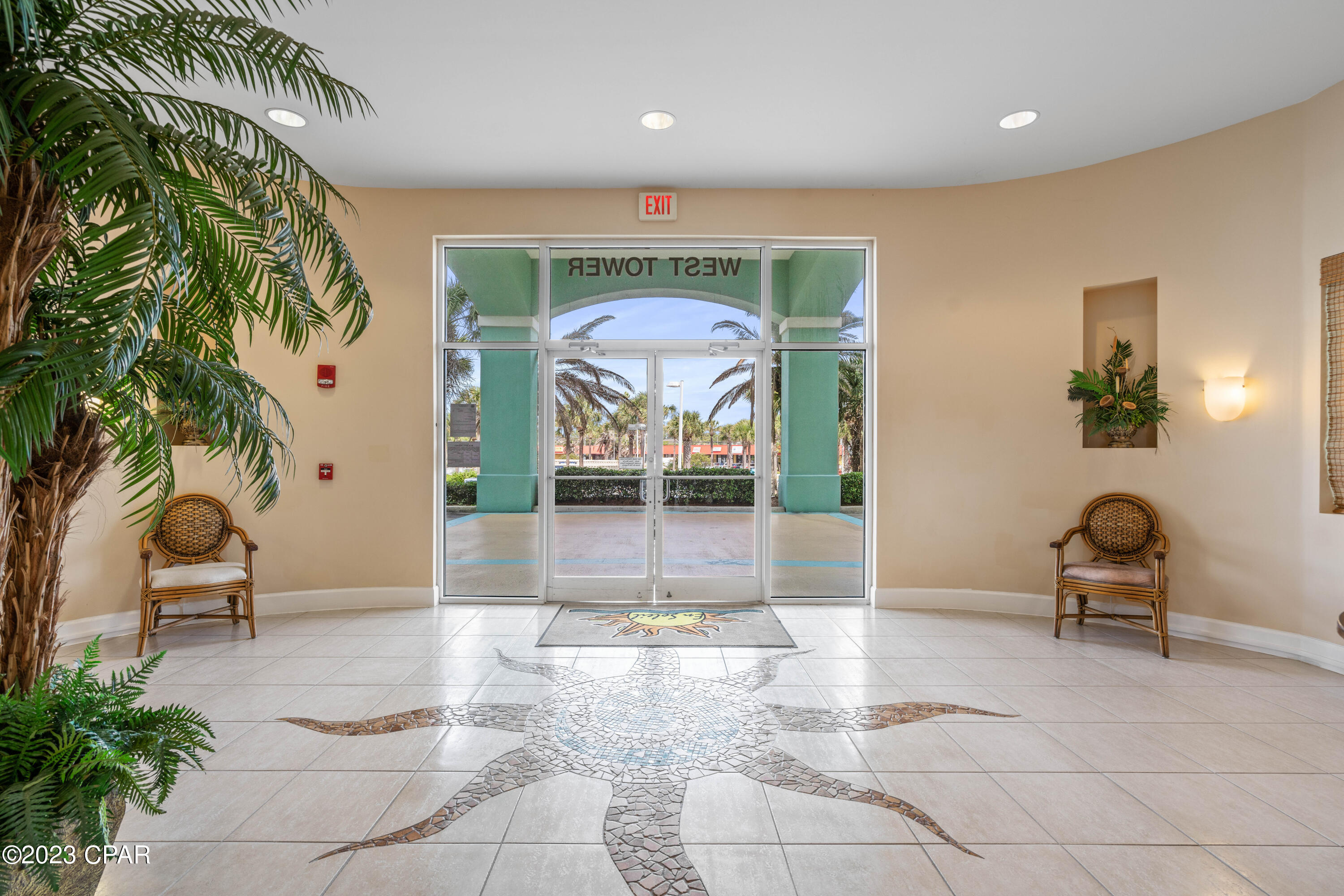 En Soleil Condo - Residential