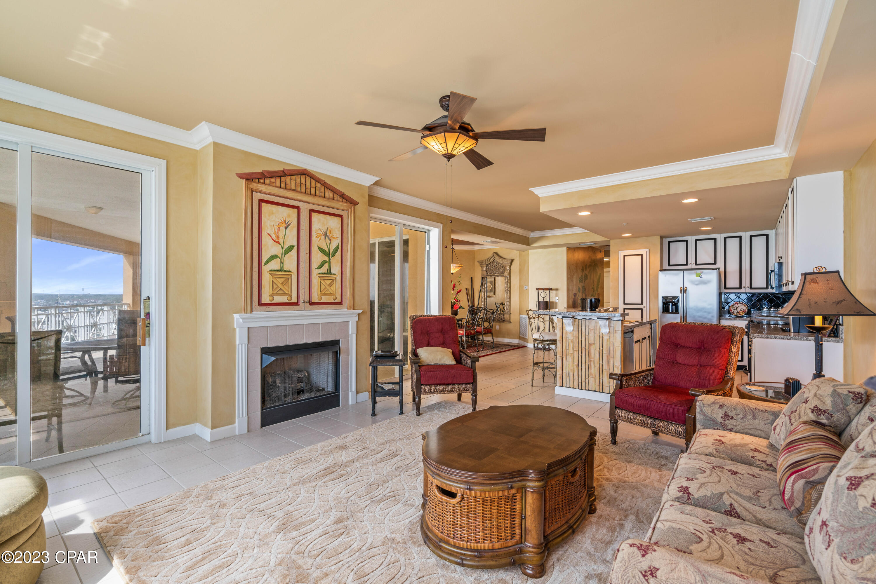 En Soleil Condo - Residential