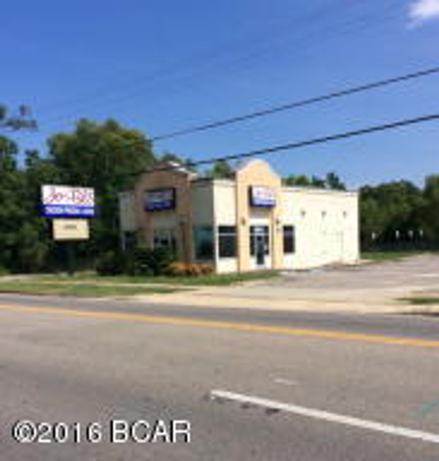 This is a very valuable location, ready for action. Was originally built as a Taco Bell franchise. 20 parking spots with handicap parking and facilities available. Drive thru in place and exterior grounds landscaped. Interior has partially equipped kitchen with refrigeration, etc. ( full list upon request)plus seating for customers. PRICED TO SELL!!