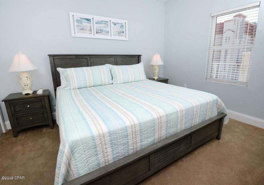 Laketown Wharf - Residential