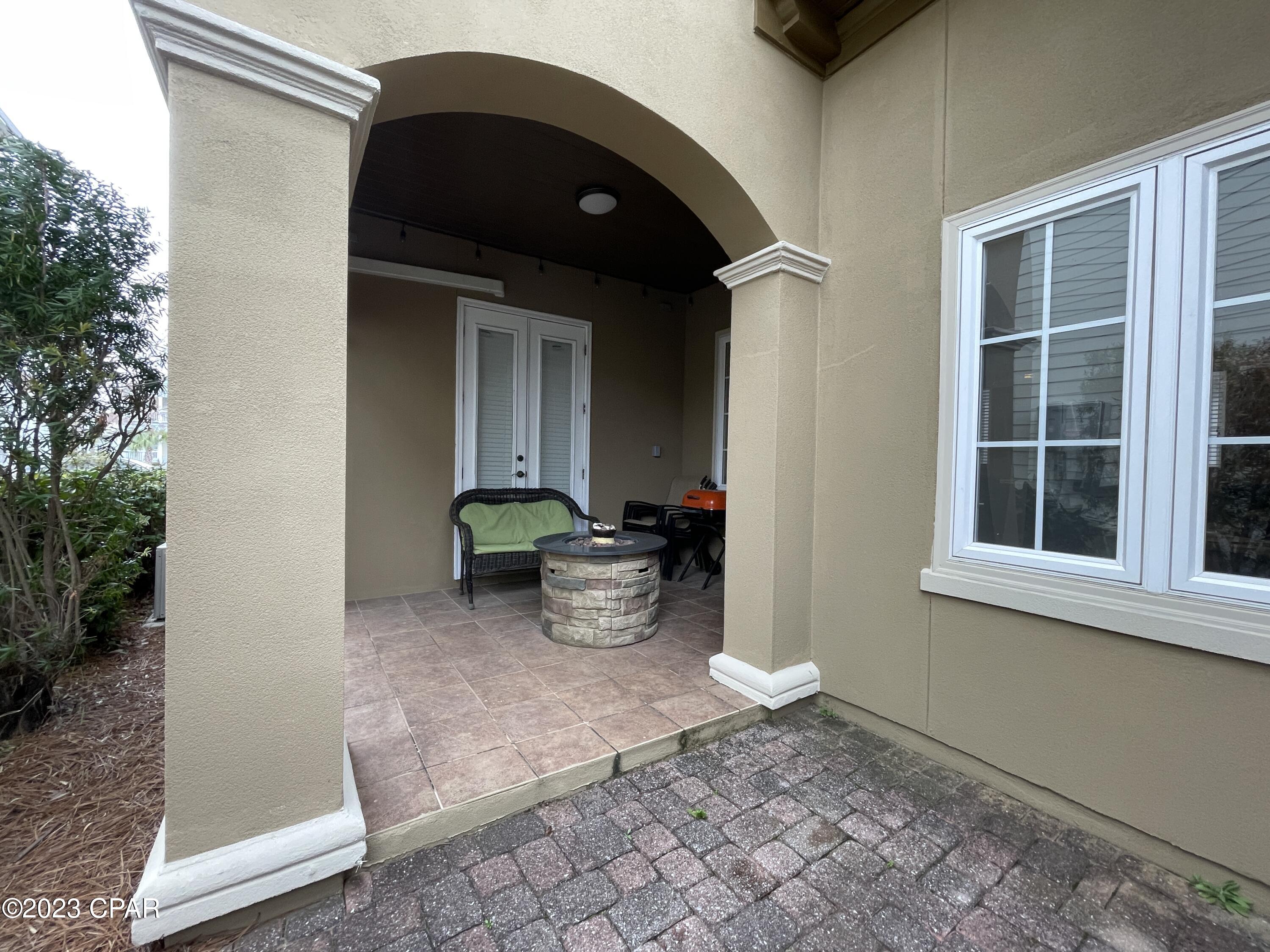 Magnolia Bay Club - Residential Lease