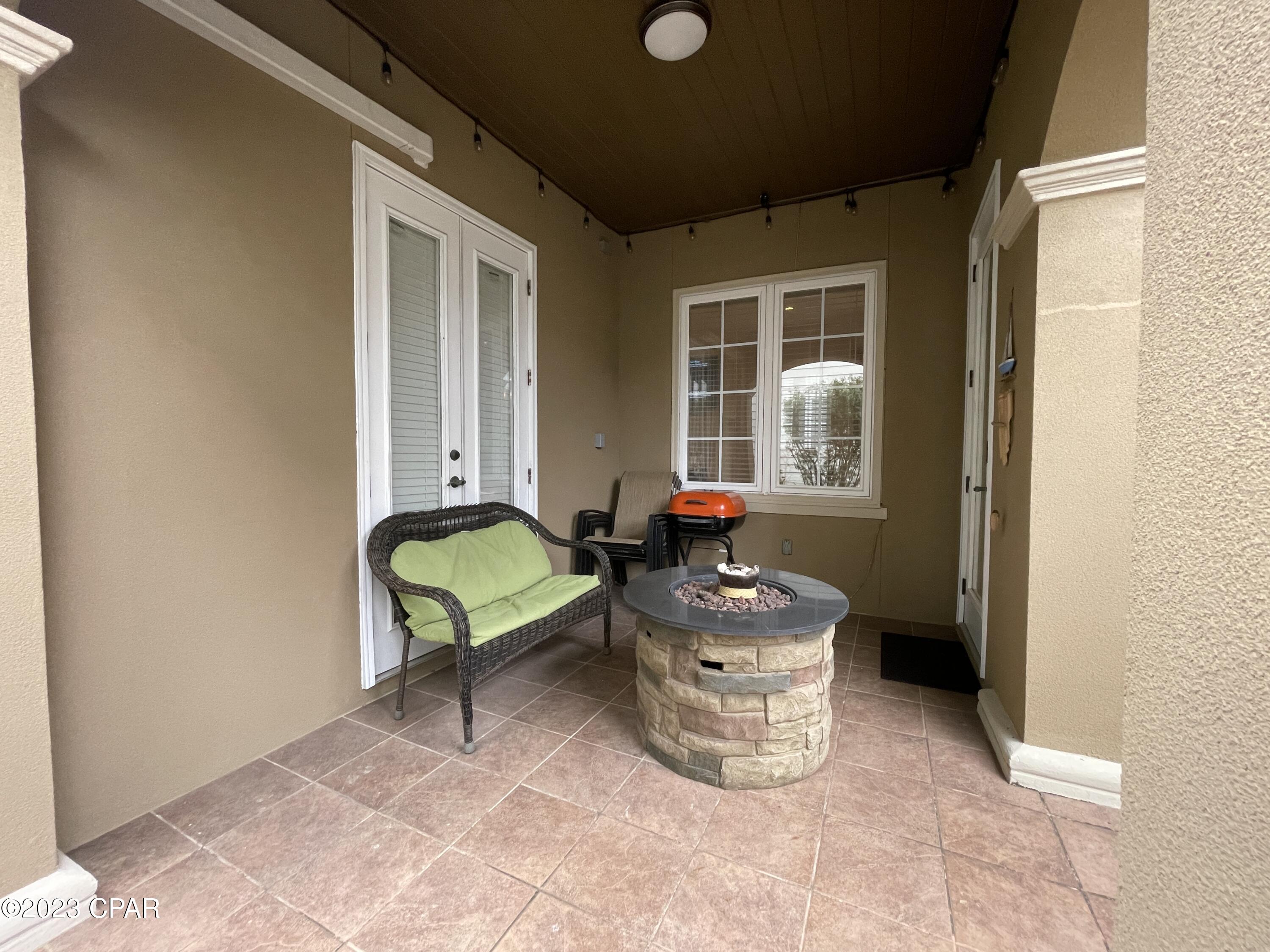 Magnolia Bay Club - Residential Lease