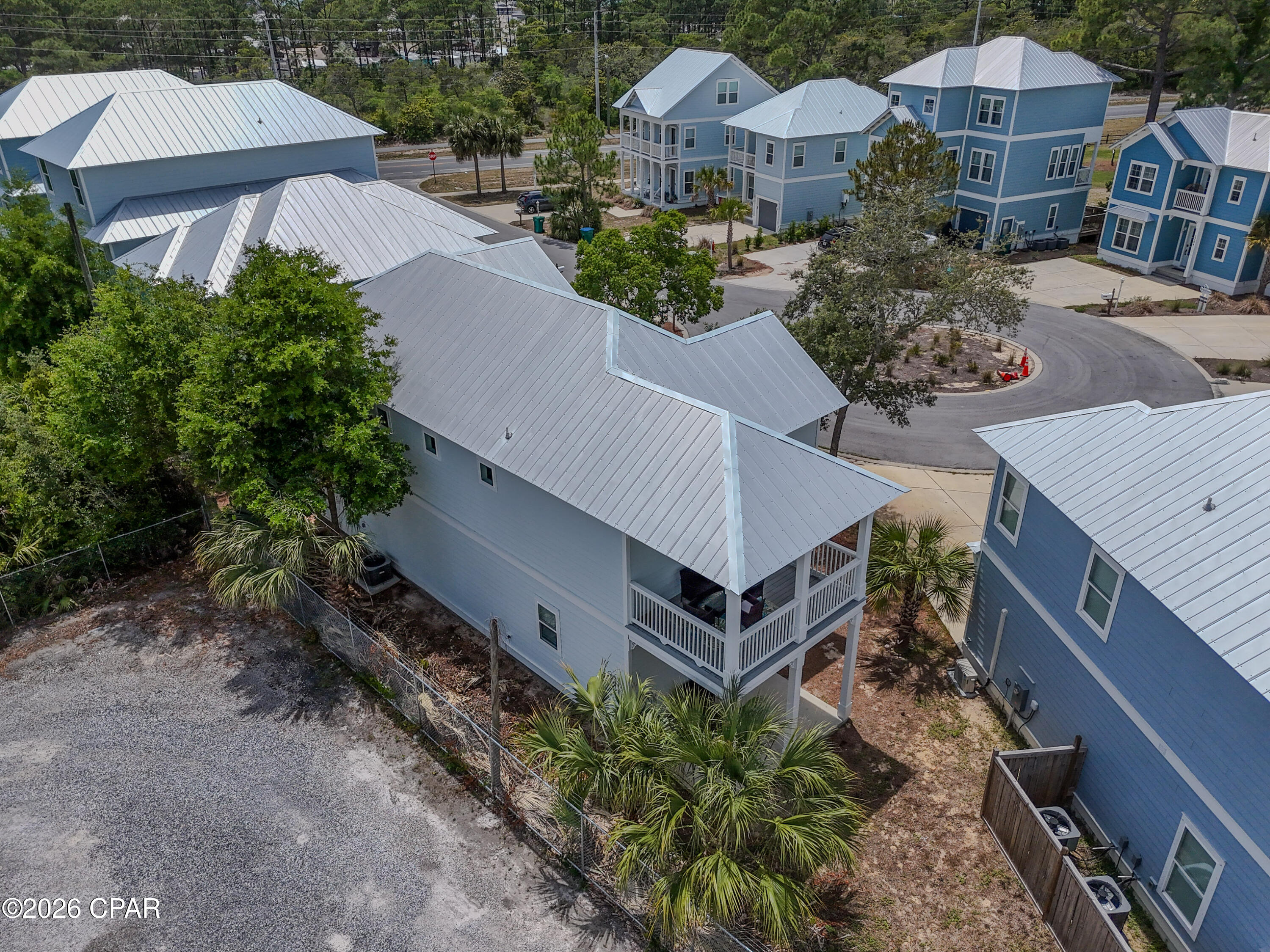 Lagoon Manor - Residential