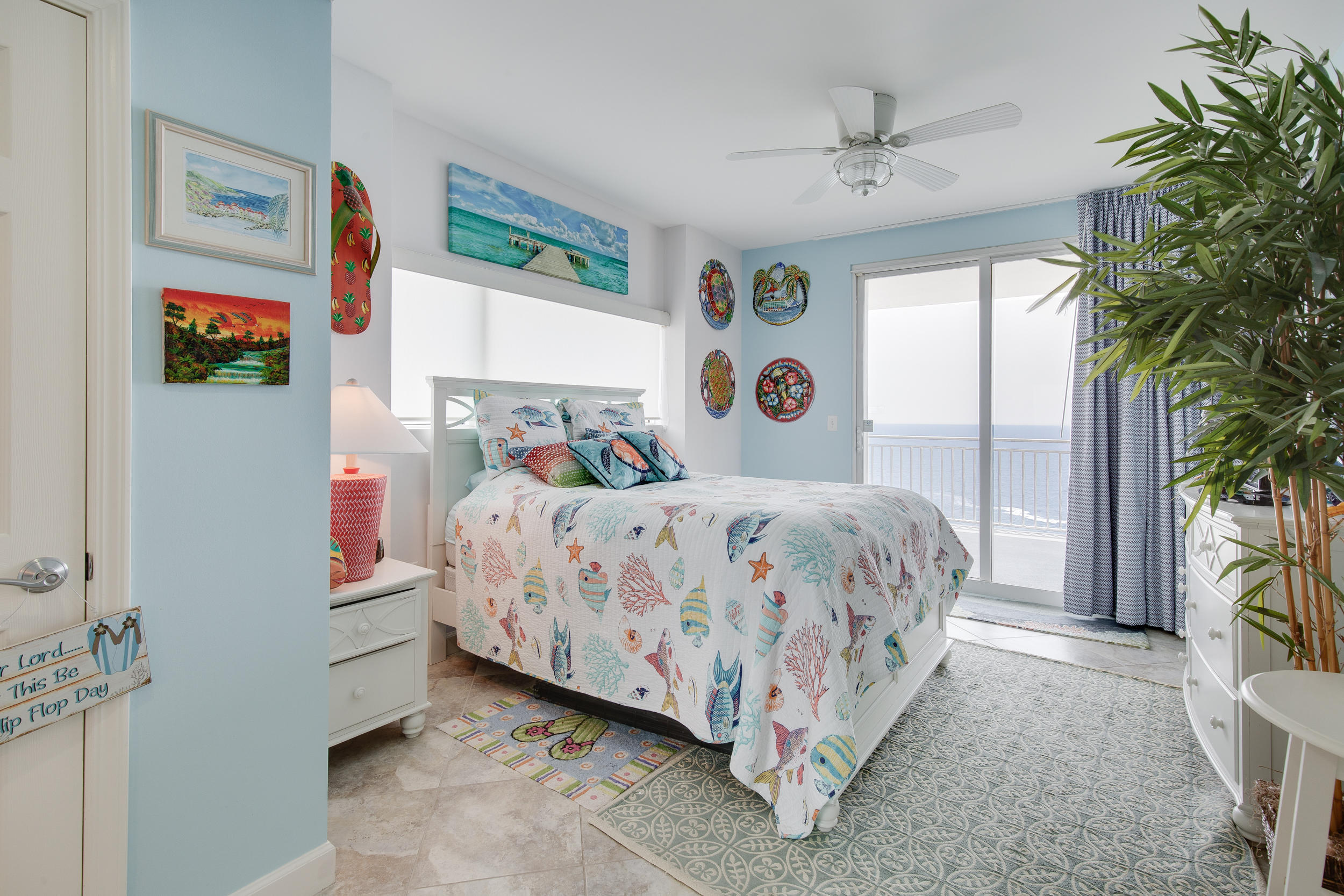 Splash Condo - Residential