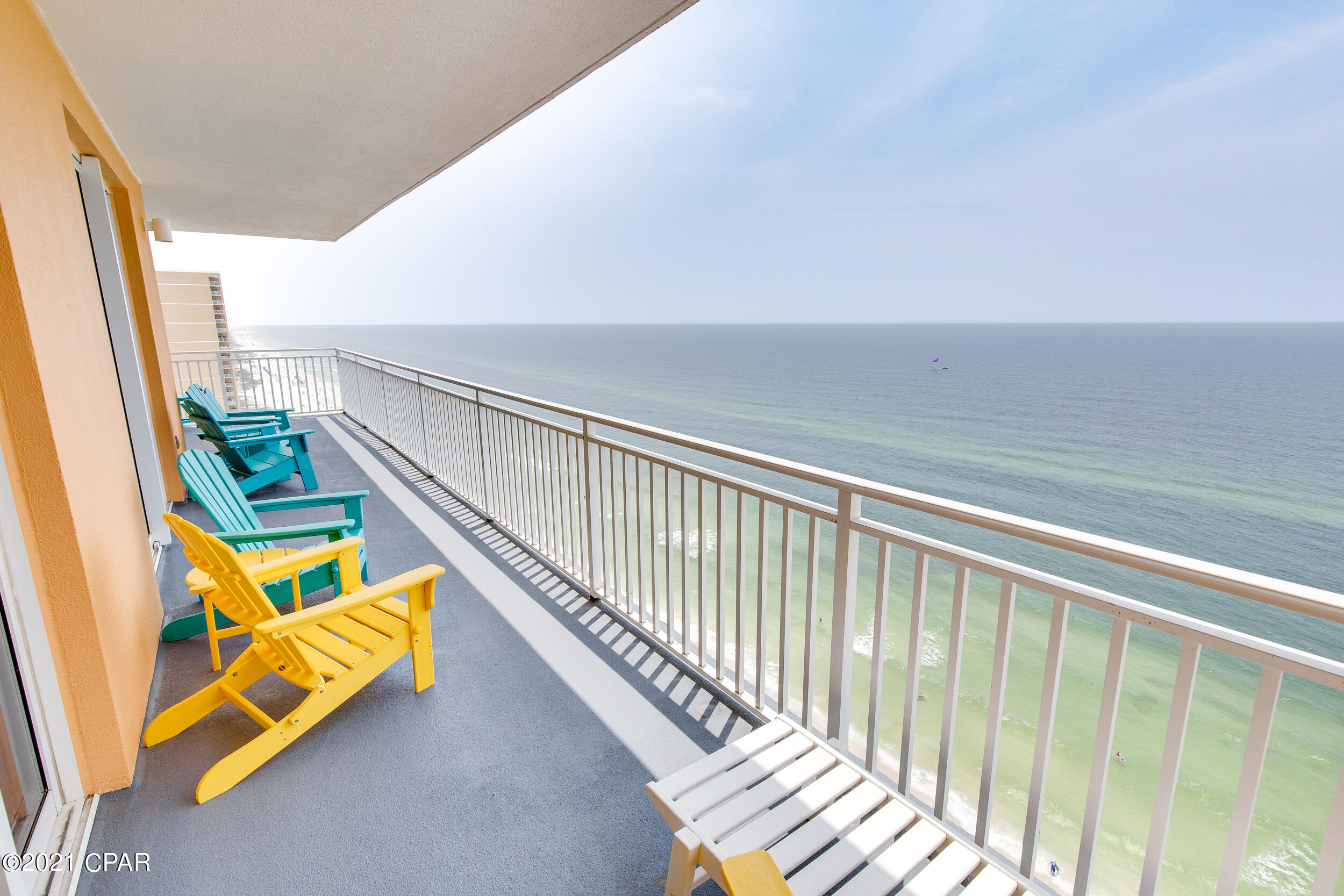 Splash Condo - Residential