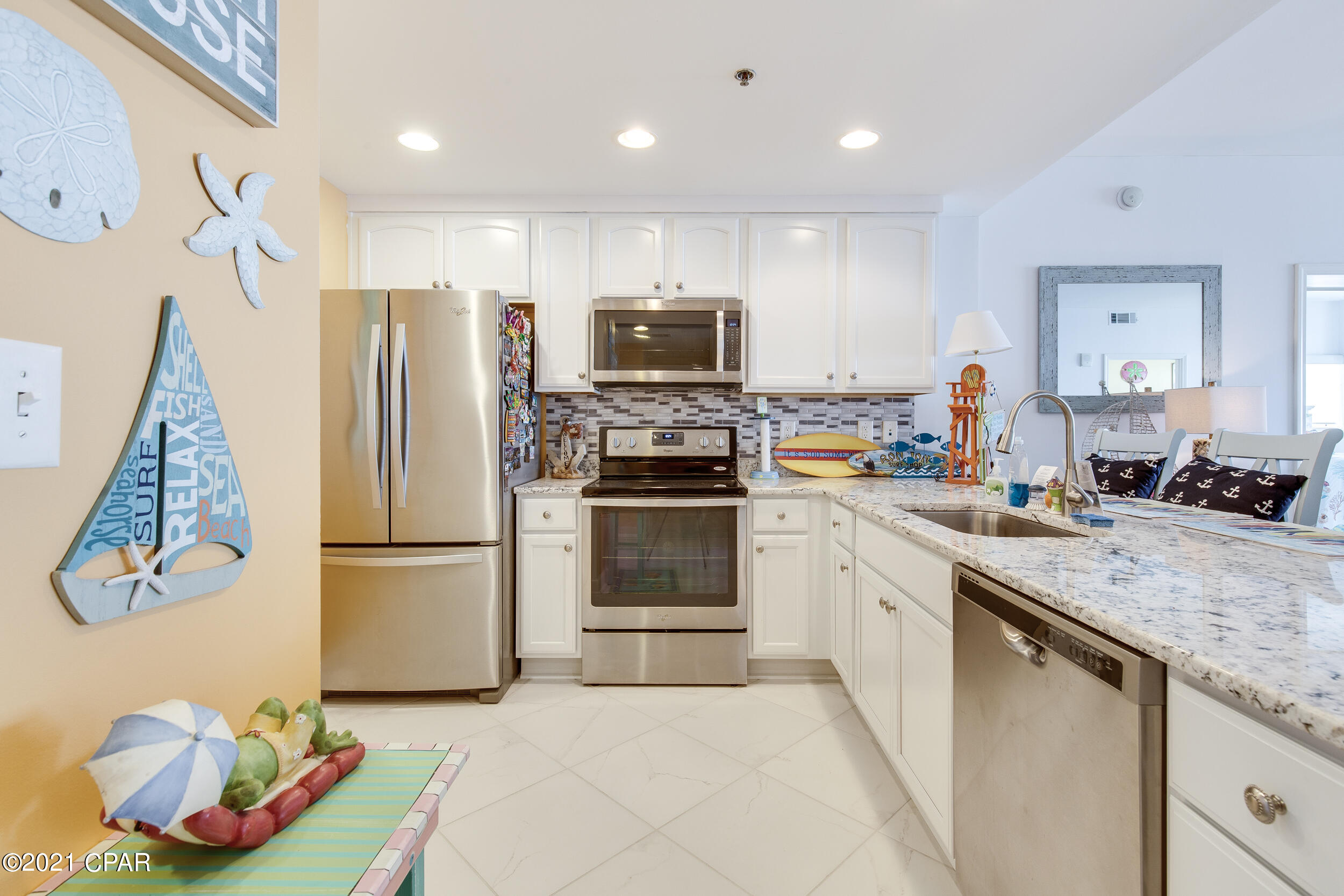 Splash Condo - Residential