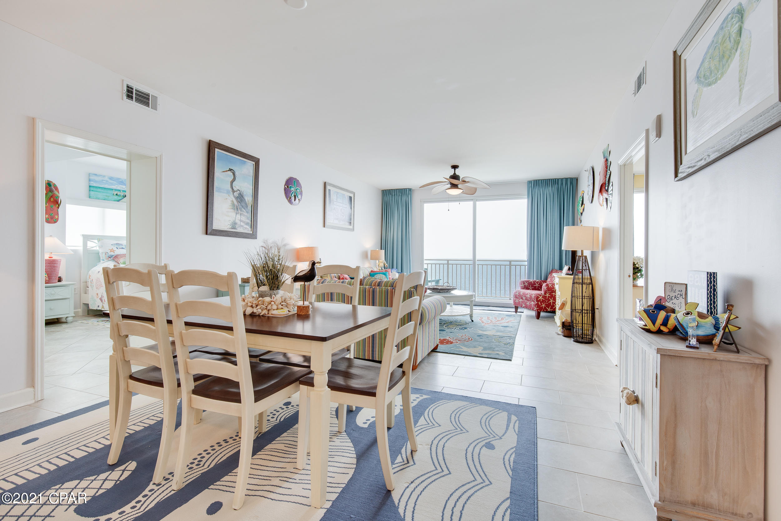 Splash Condo - Residential