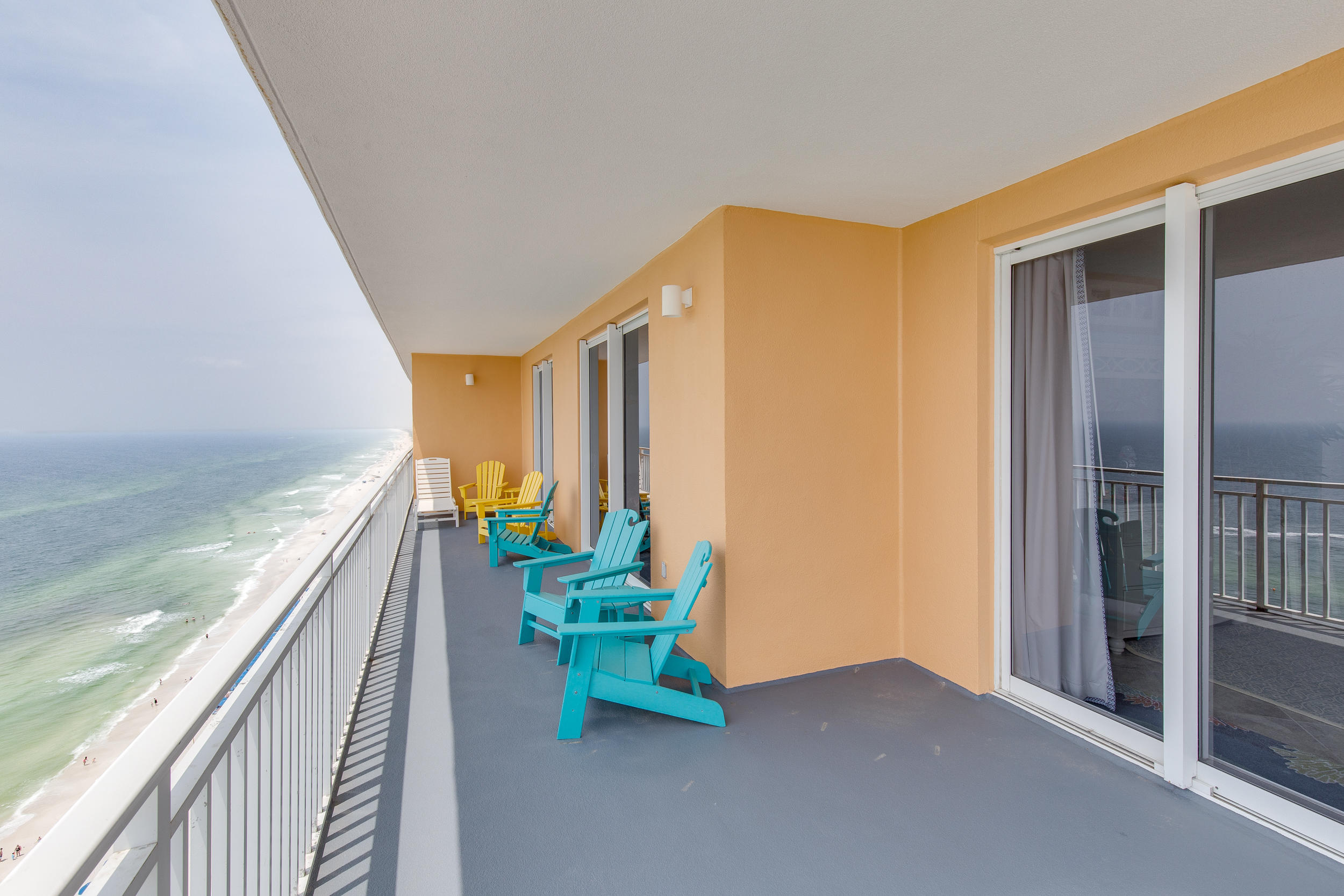 Splash Condo - Residential