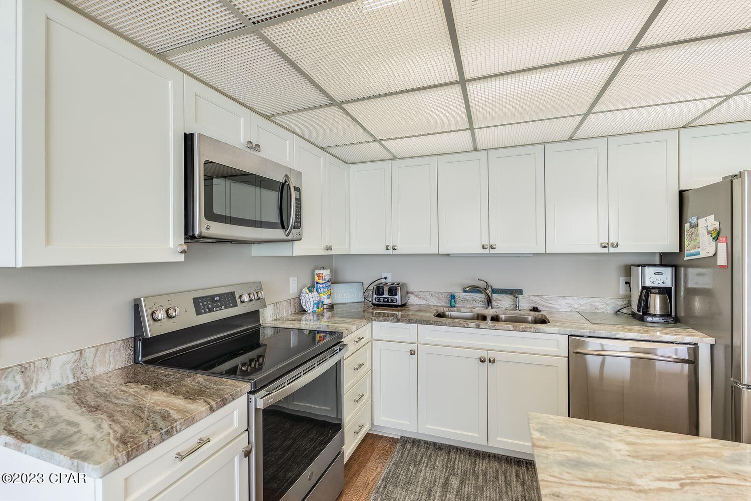 Edgewater Tower III - Residential