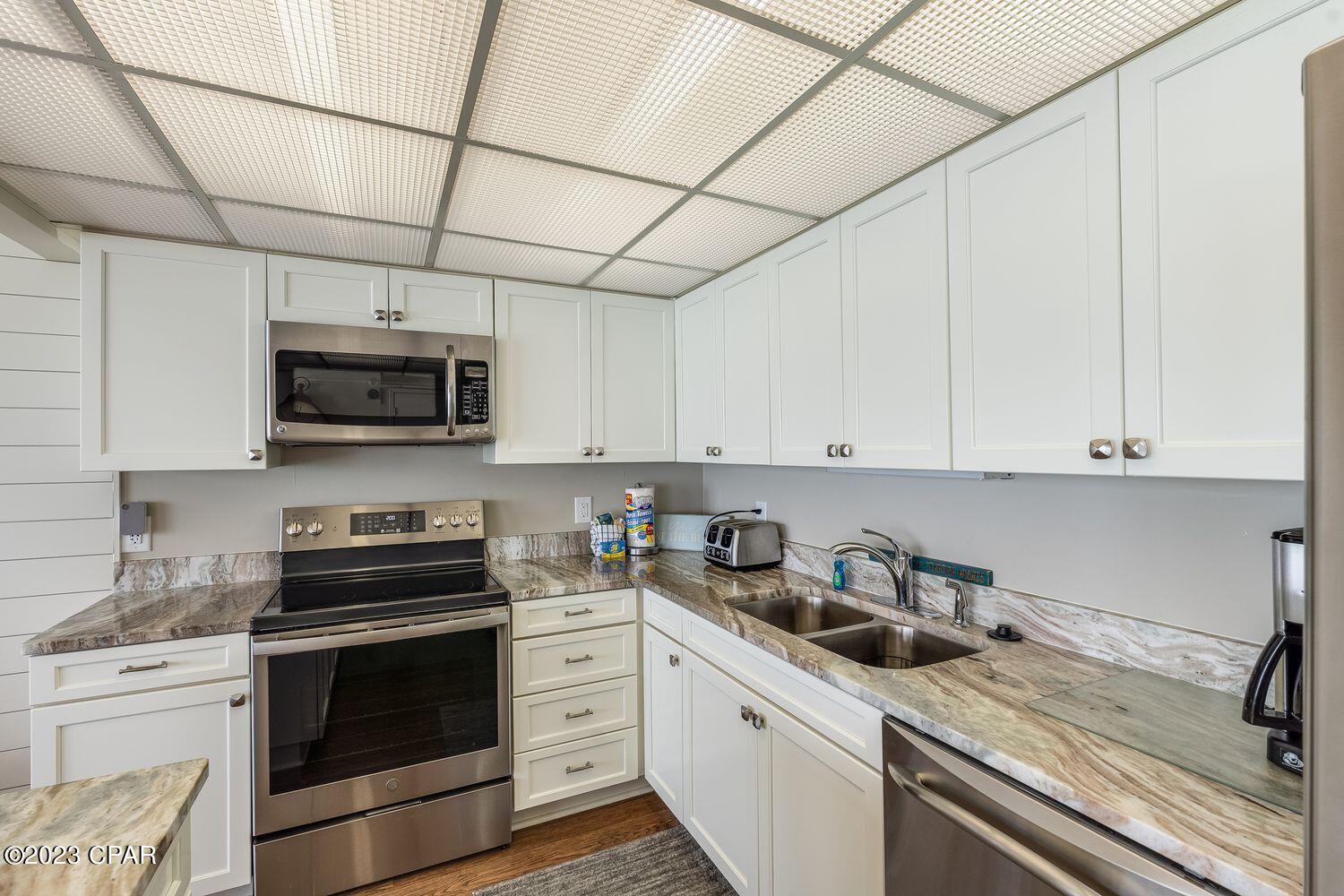 Edgewater Tower III - Residential