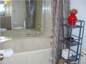 Edgewater Golf Villas 3A - Residential