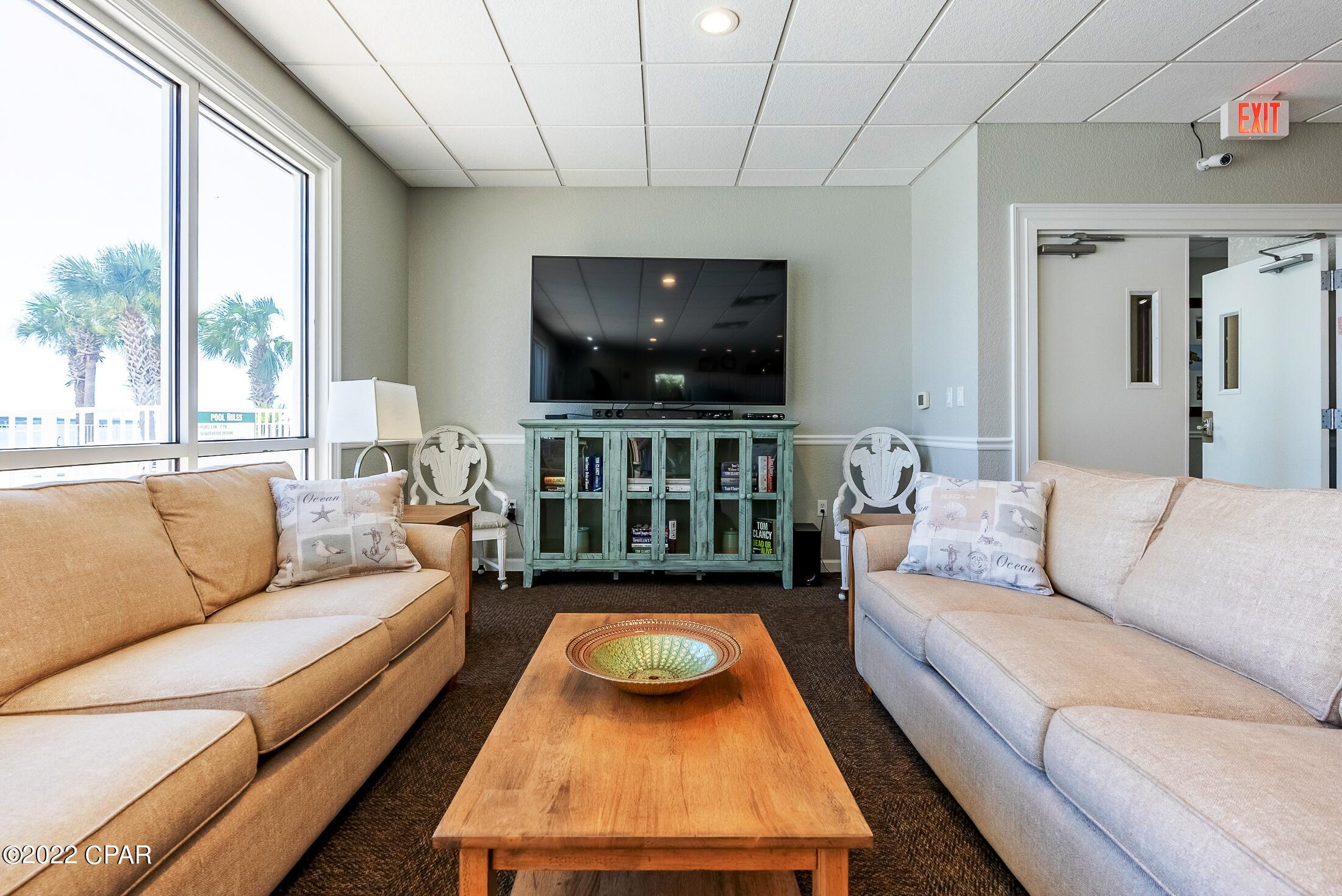 Hibiscus By The Bay - Residential