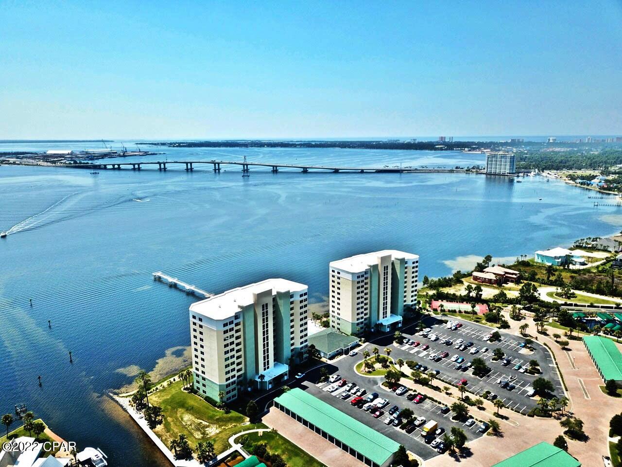 Hibiscus By The Bay - Residential