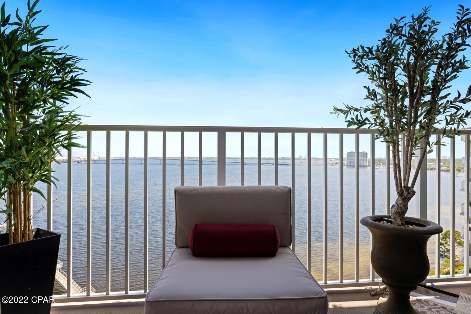 Hibiscus By The Bay - Residential