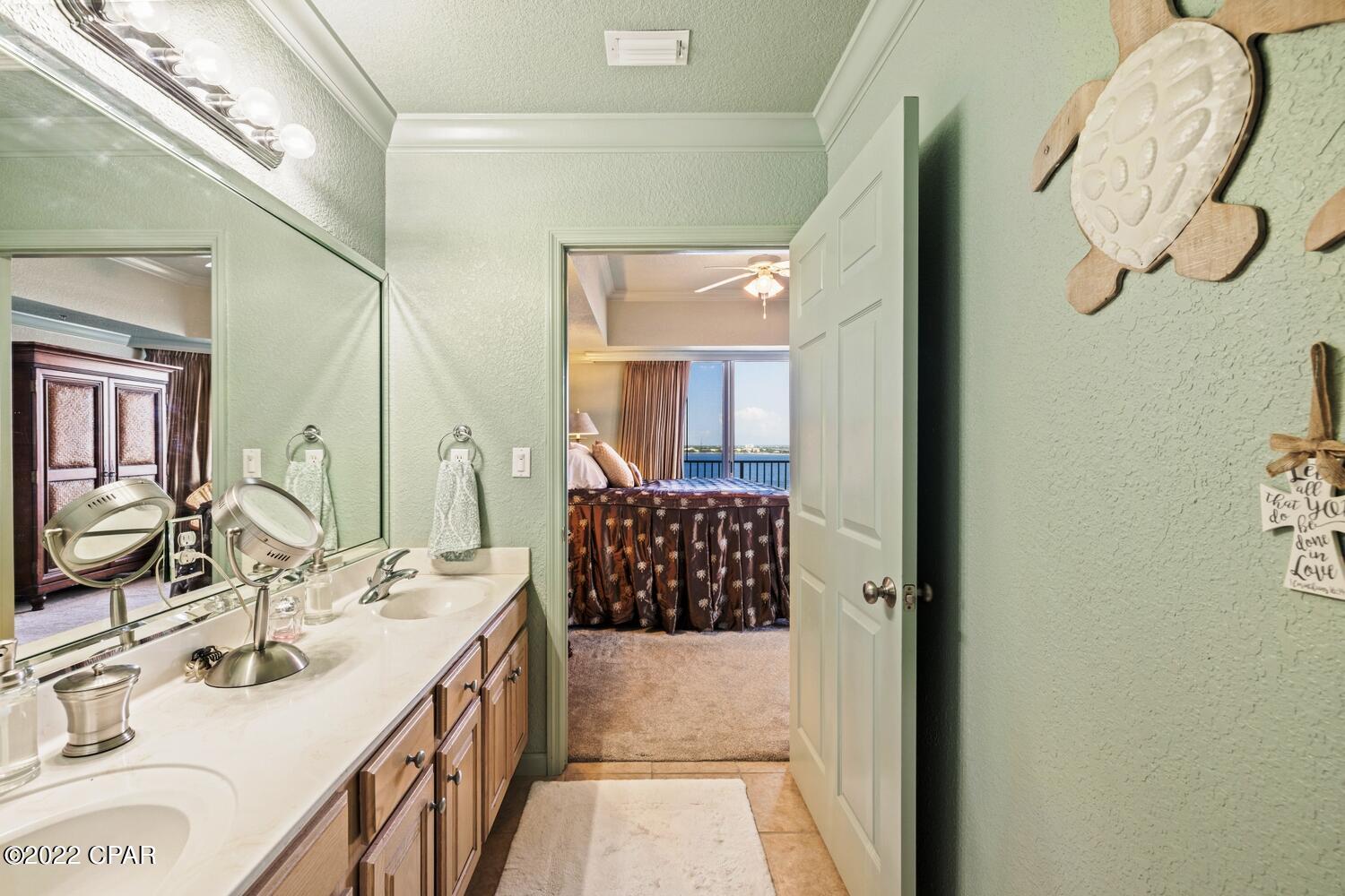 Hibiscus By The Bay - Residential