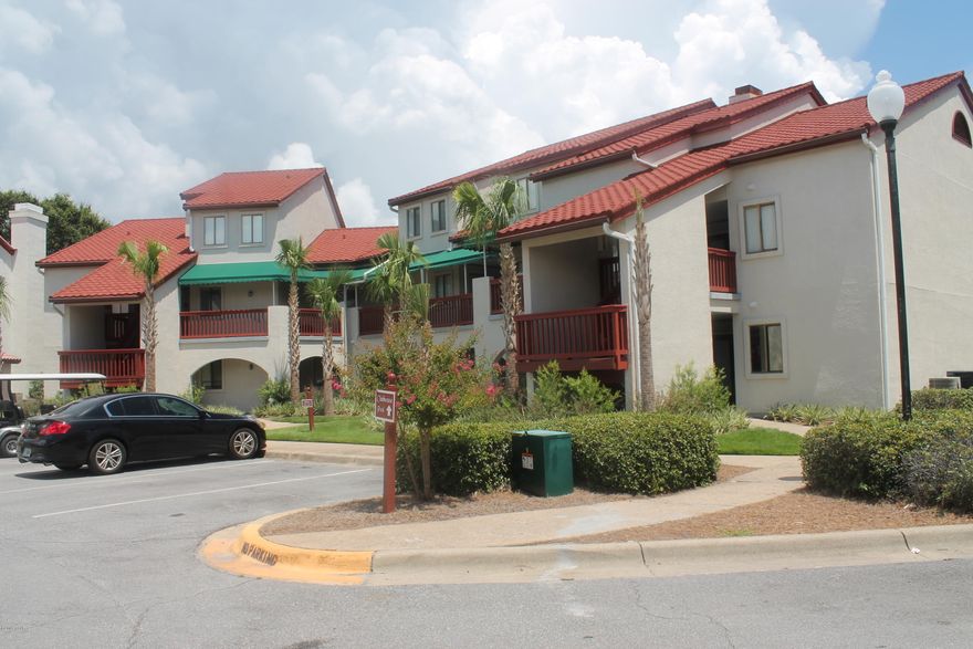 St. Thomas Square is on Grand Lagoon with a boat dock and Gulf access. Resident owners can park their boat/trailer on the premises for an annual permit costing $25. The beautiful beach and emerald water of the Gulf of Mexico is one block away. Restaurants, shopping, and amusements are within walking distance.