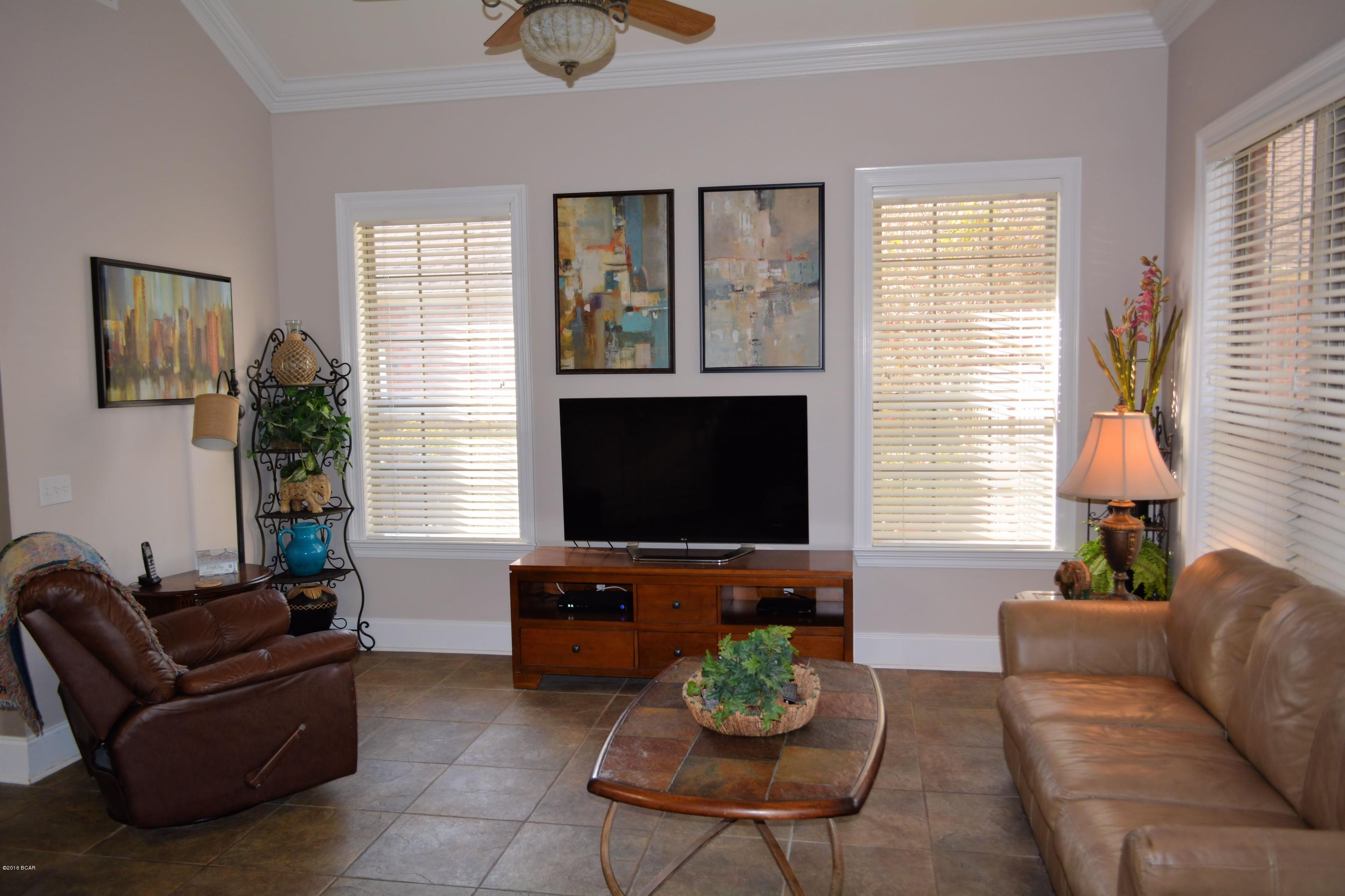 Forest Glenn - Residential