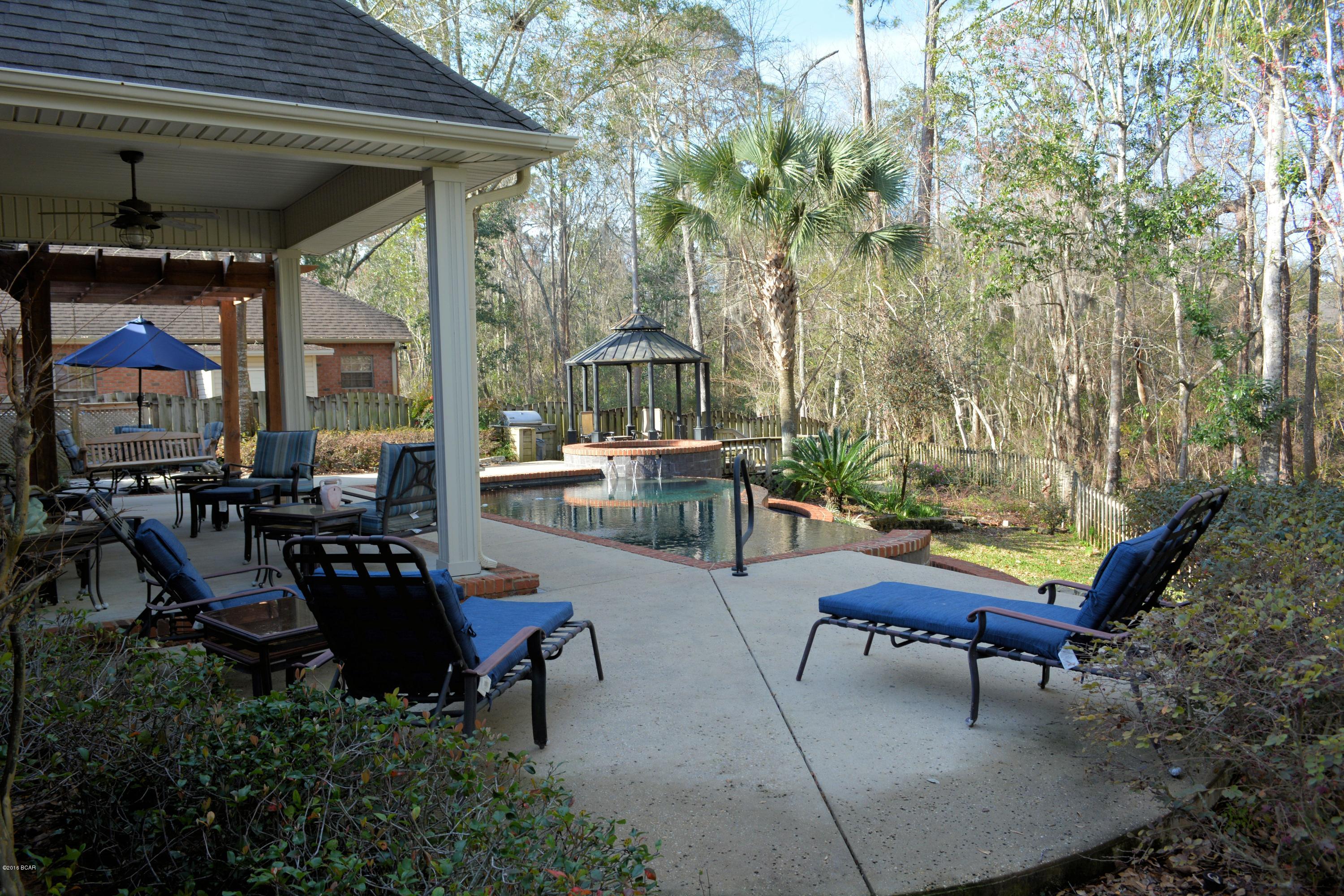 Forest Glenn - Residential