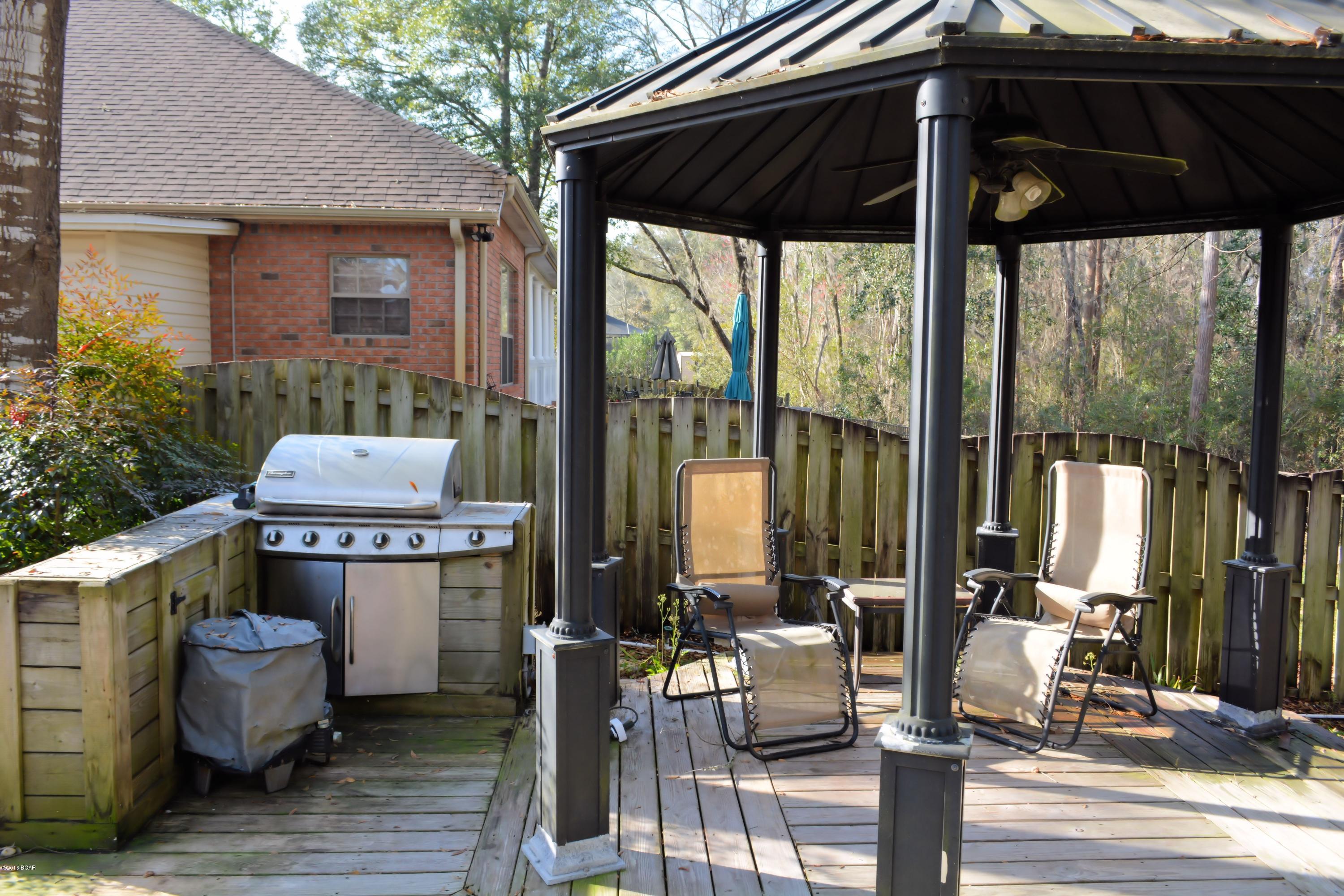 Forest Glenn - Residential