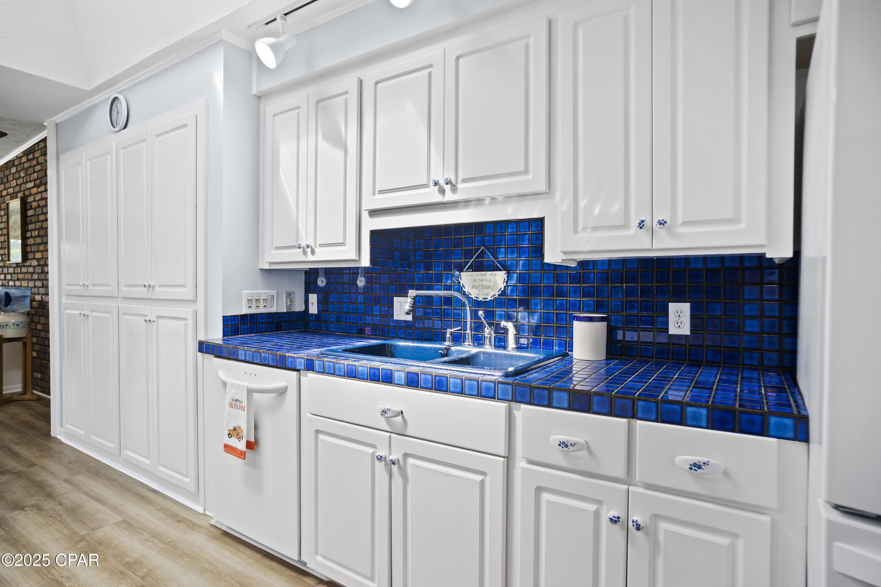 Huntingdon Estates U-1 - Residential