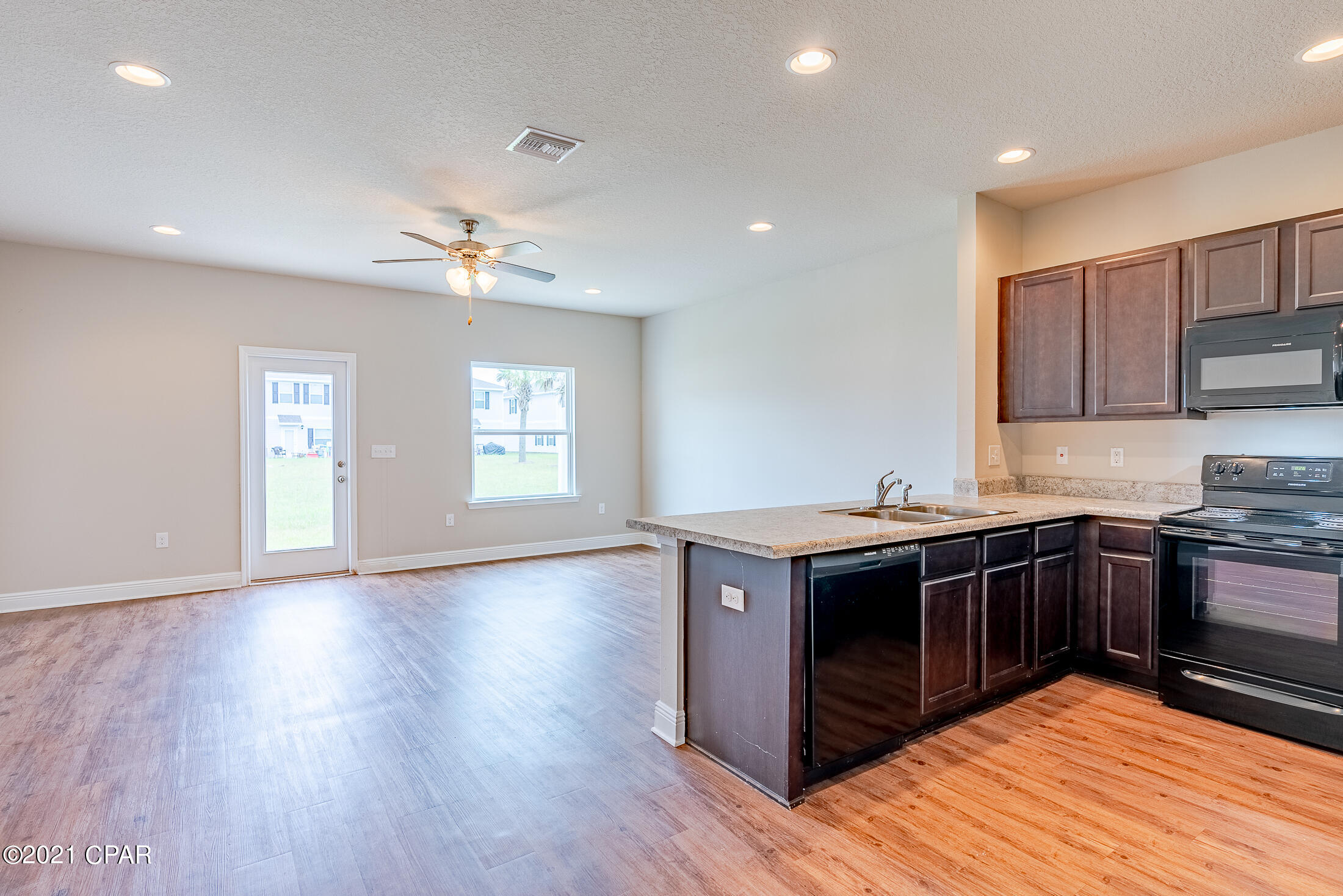 Sentinel Point - Residential