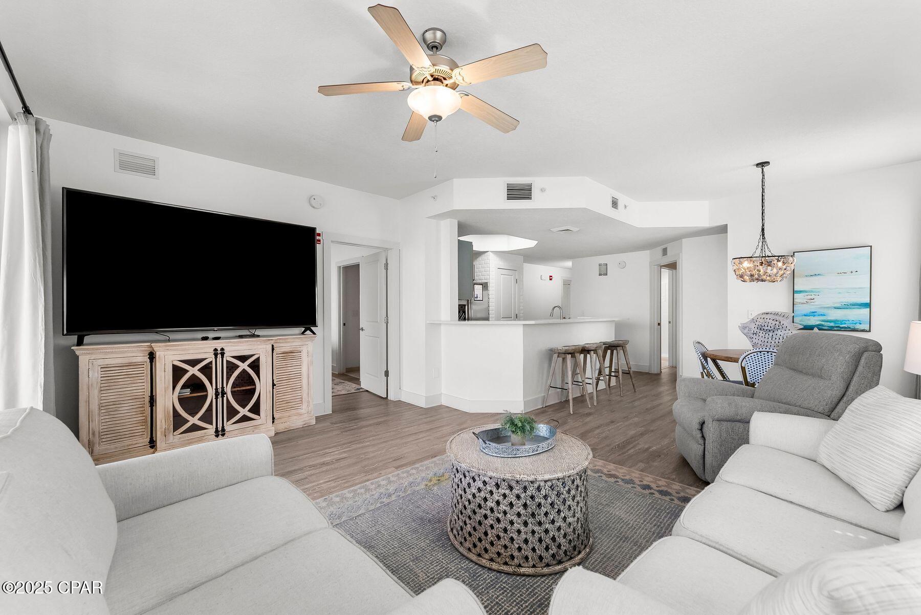 Calypso Towers III - Residential