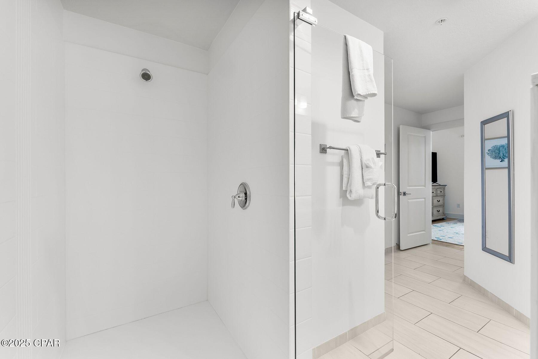 Calypso Towers III - Residential