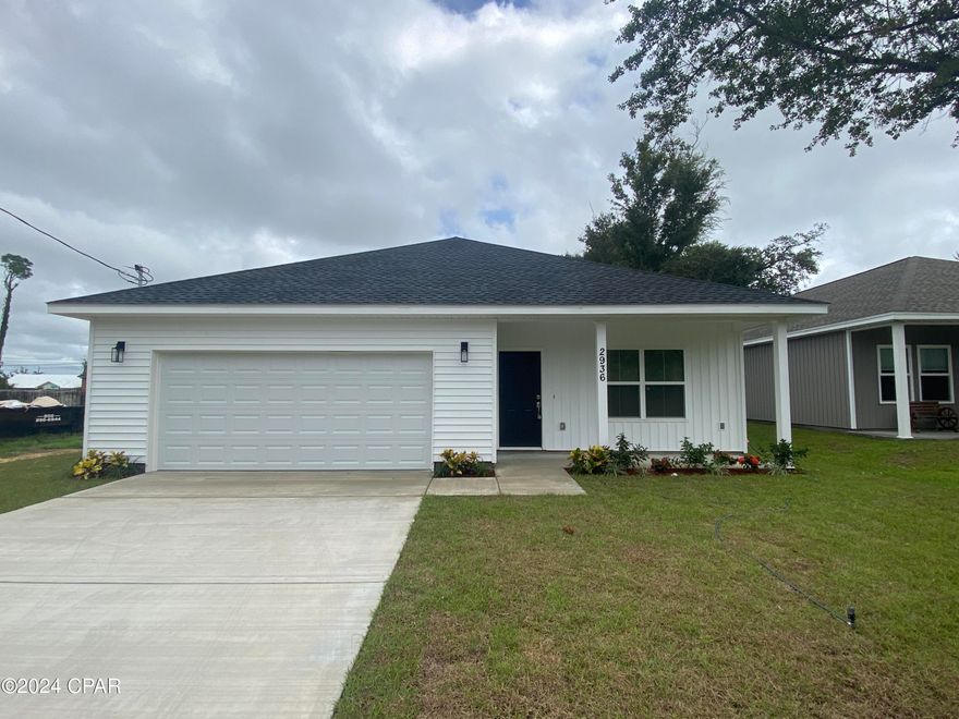 **MOVE-IN SPECIAL, LIMITED TIME ONLY - $500 off 1st full month's rent**  BRAND NEW CONSTRUCTION in a GREAT CENTRAL LOCATION just off Baldwin Rd between Hwy 231 & 77 This 3bd, 2ba approx 1,700sqft home features LVP flooring, recessed lighting, granite counters, shaker cabinets, stainless appliances. Pantry, W/D hookup, tankless water heater. Covered front & back porches, fence coming soon. 2 car garage. Small dog ok, sorry no cats. MUST SEE!