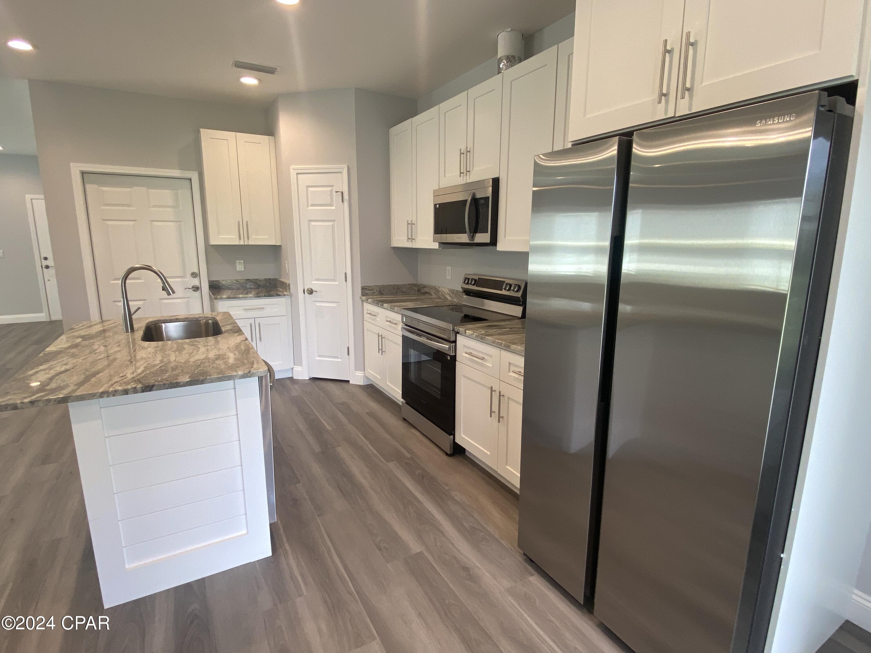 Highland City - Residential Lease