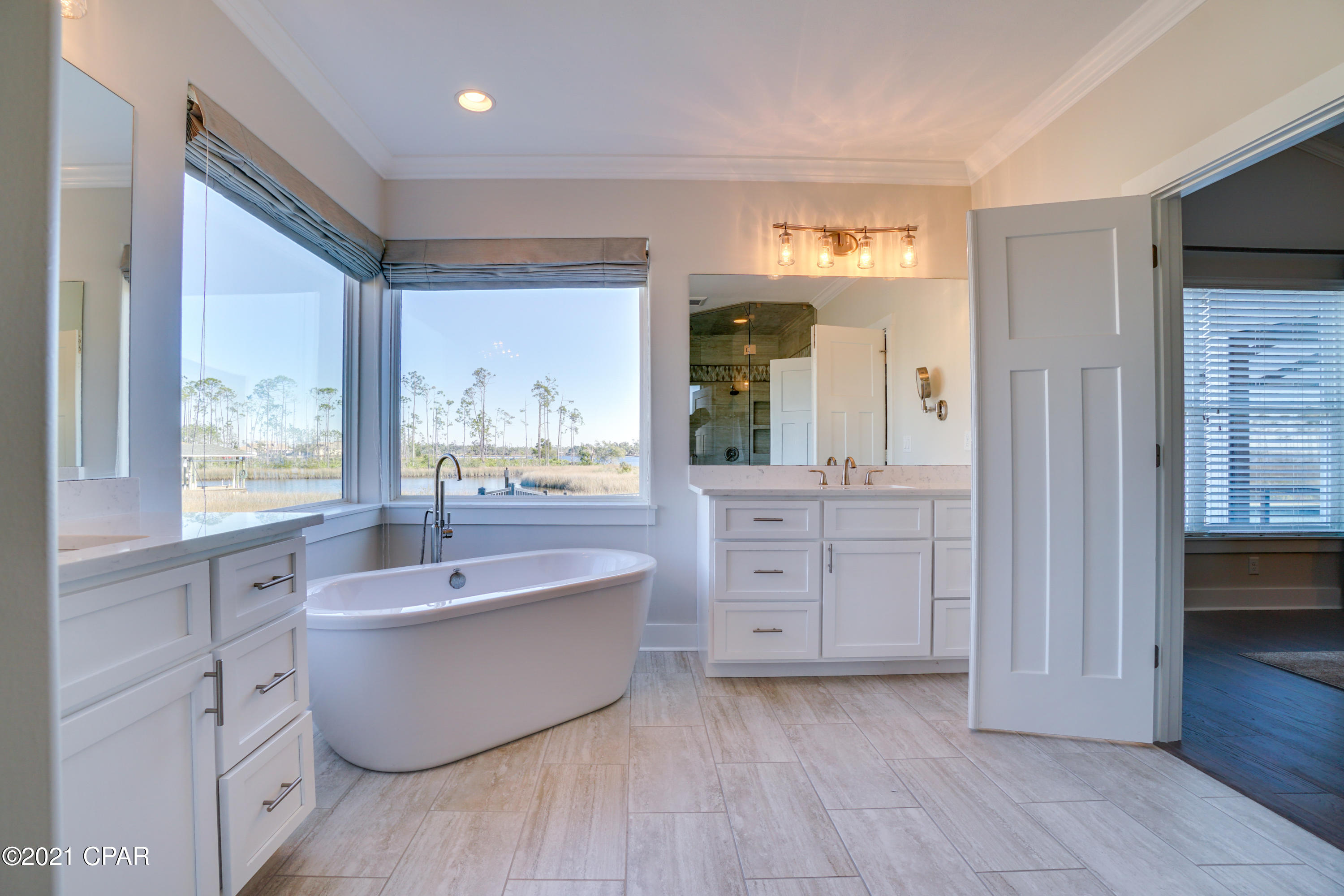 Laird Bayou - Residential