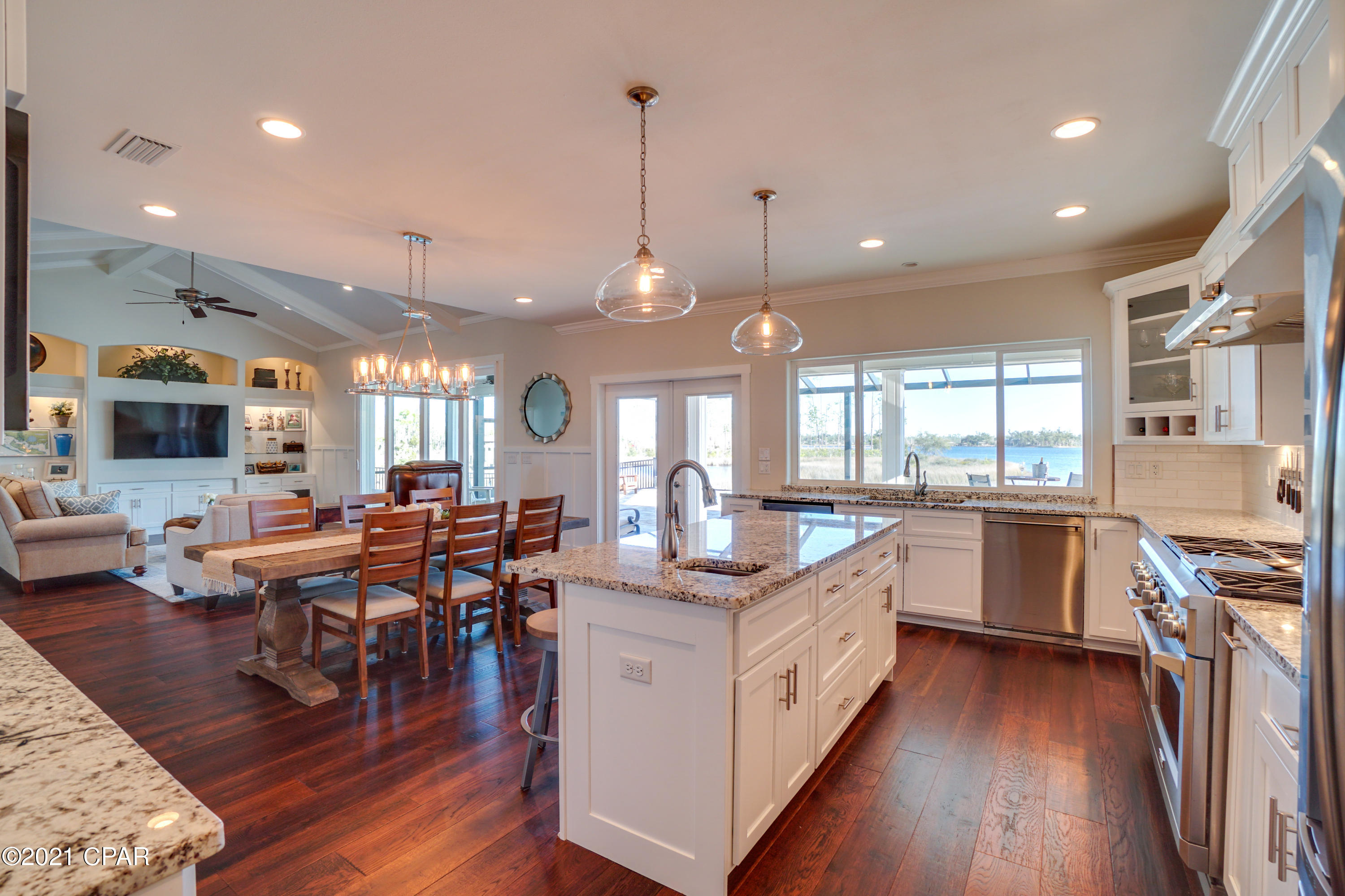 Laird Bayou - Residential