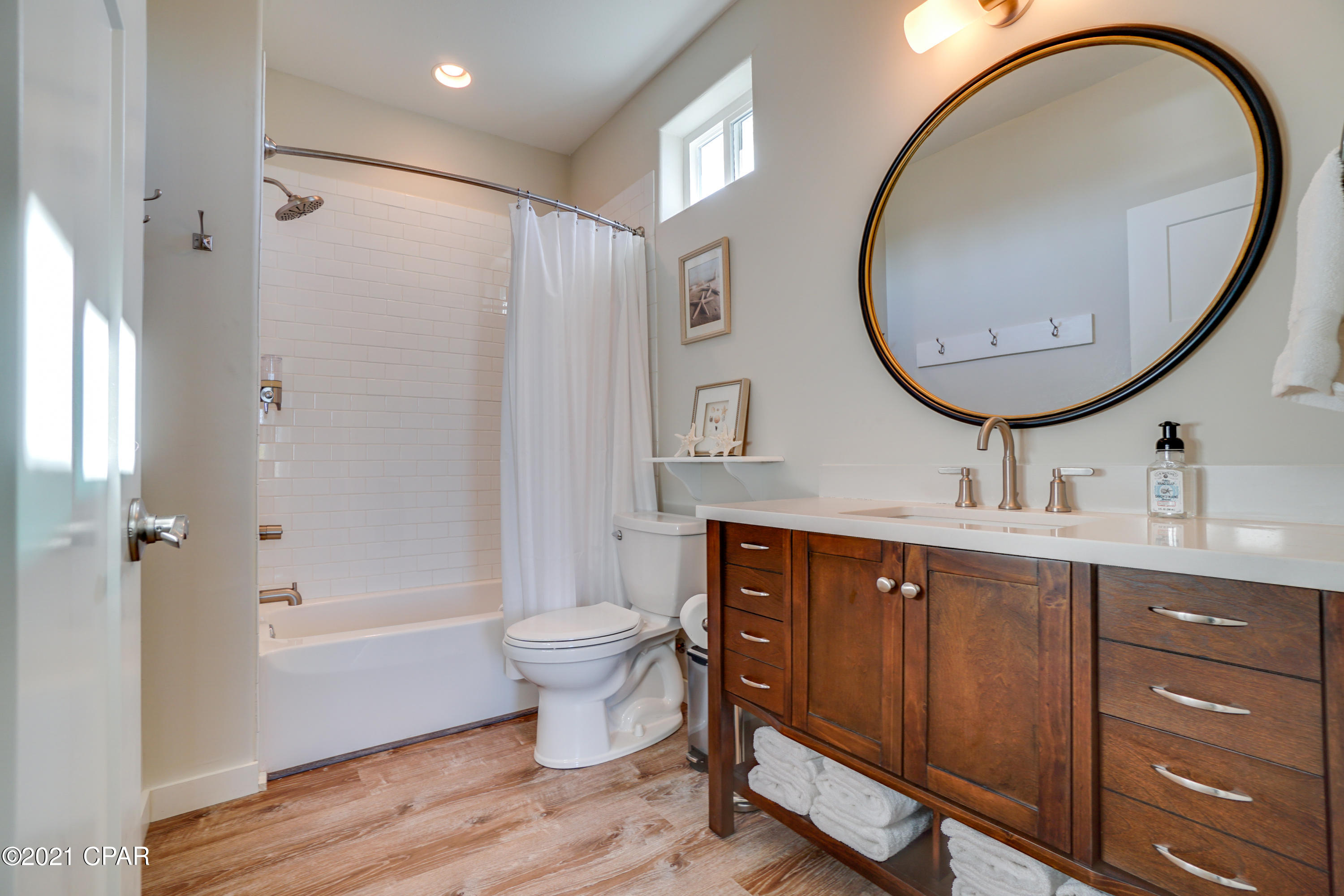 Laird Bayou - Residential