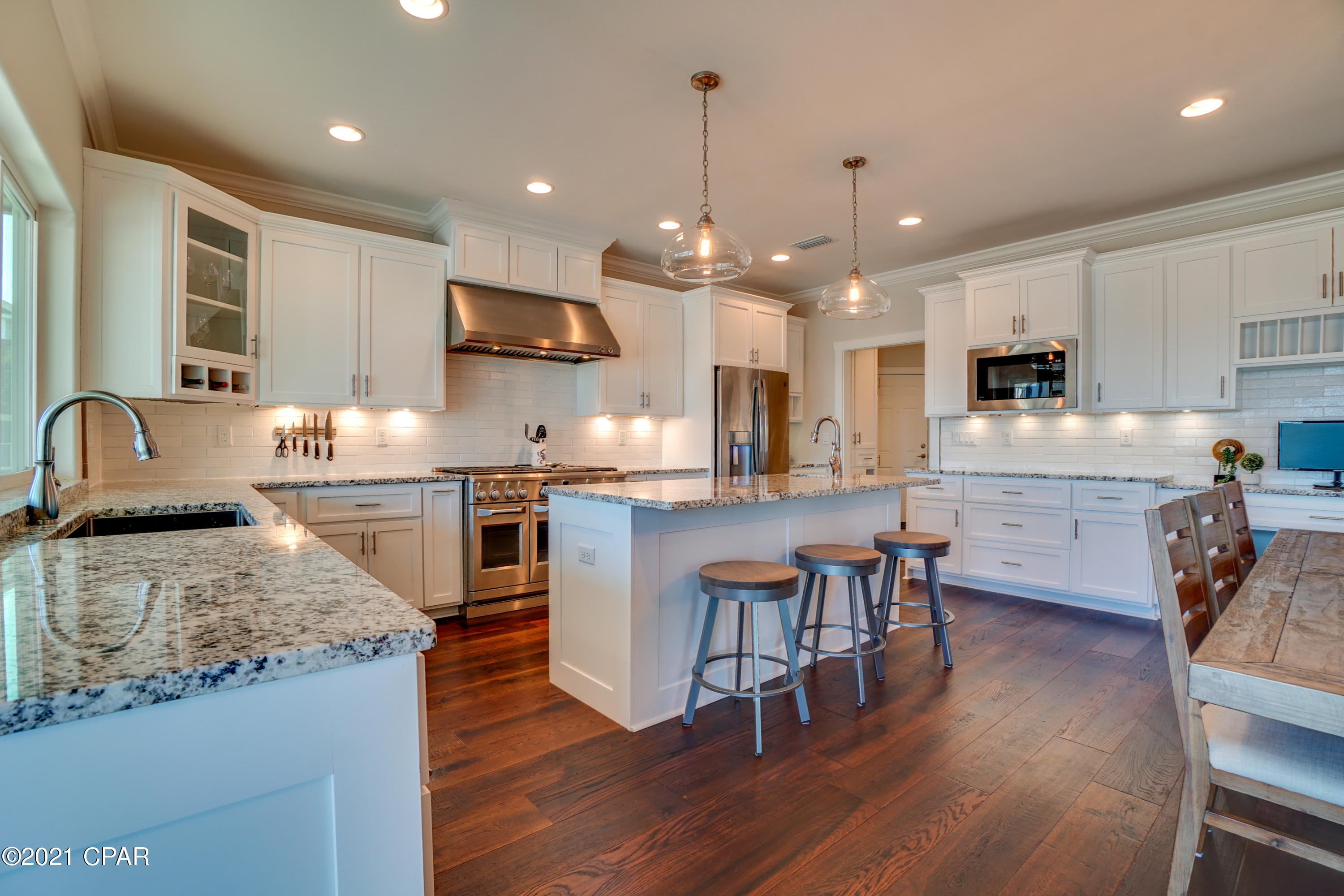 Laird Bayou - Residential