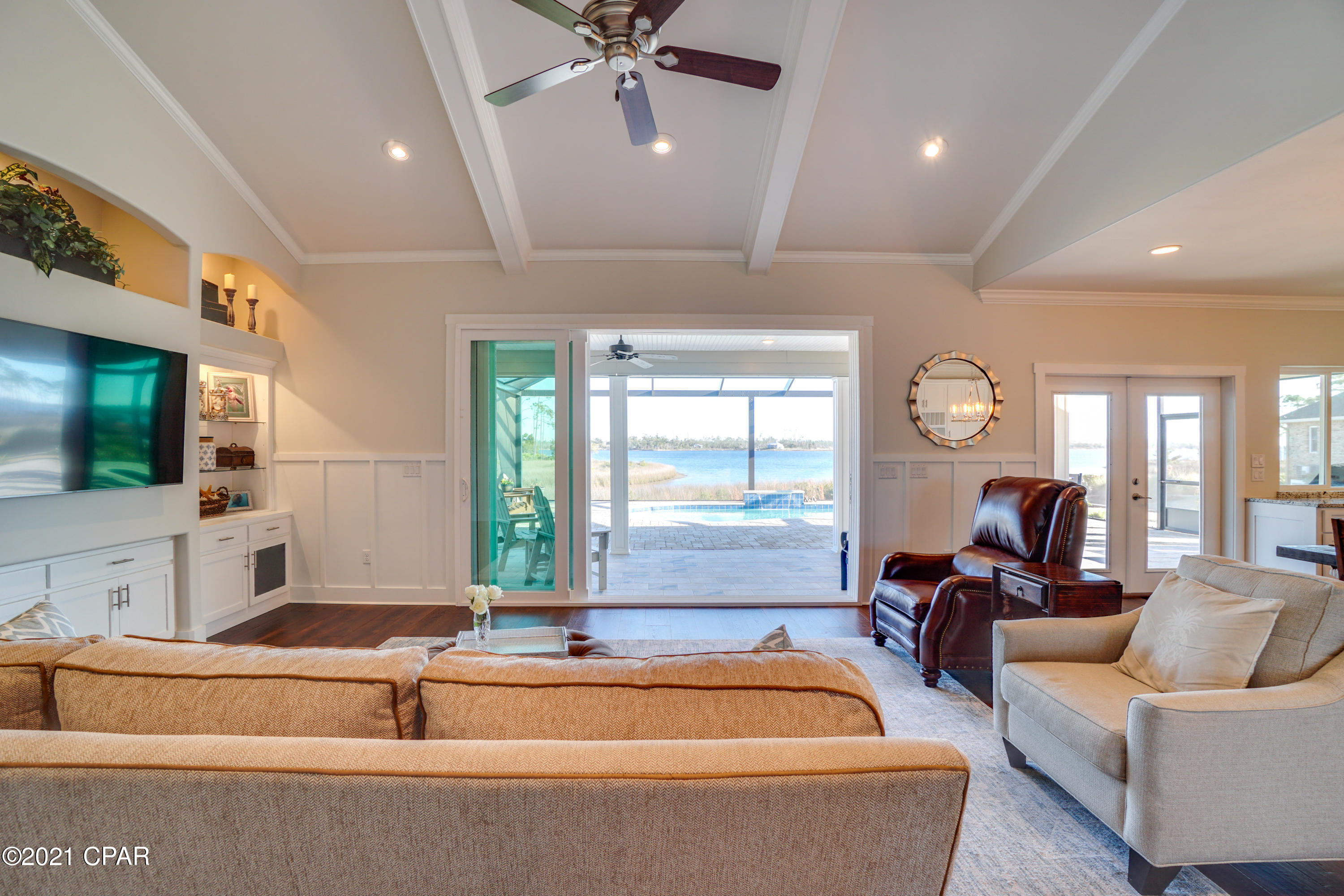 Laird Bayou - Residential