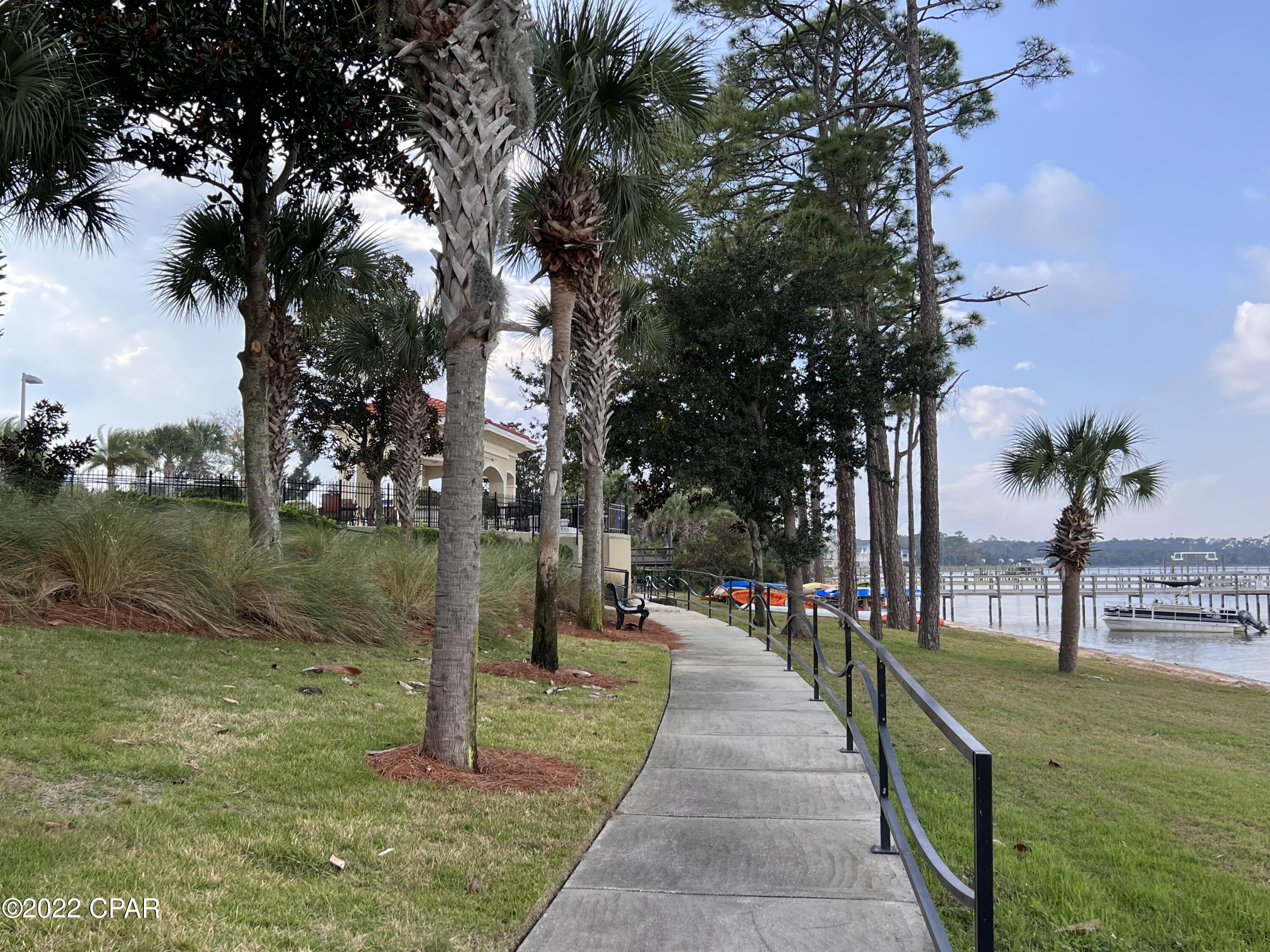 Magnolia Bay Club - Residential