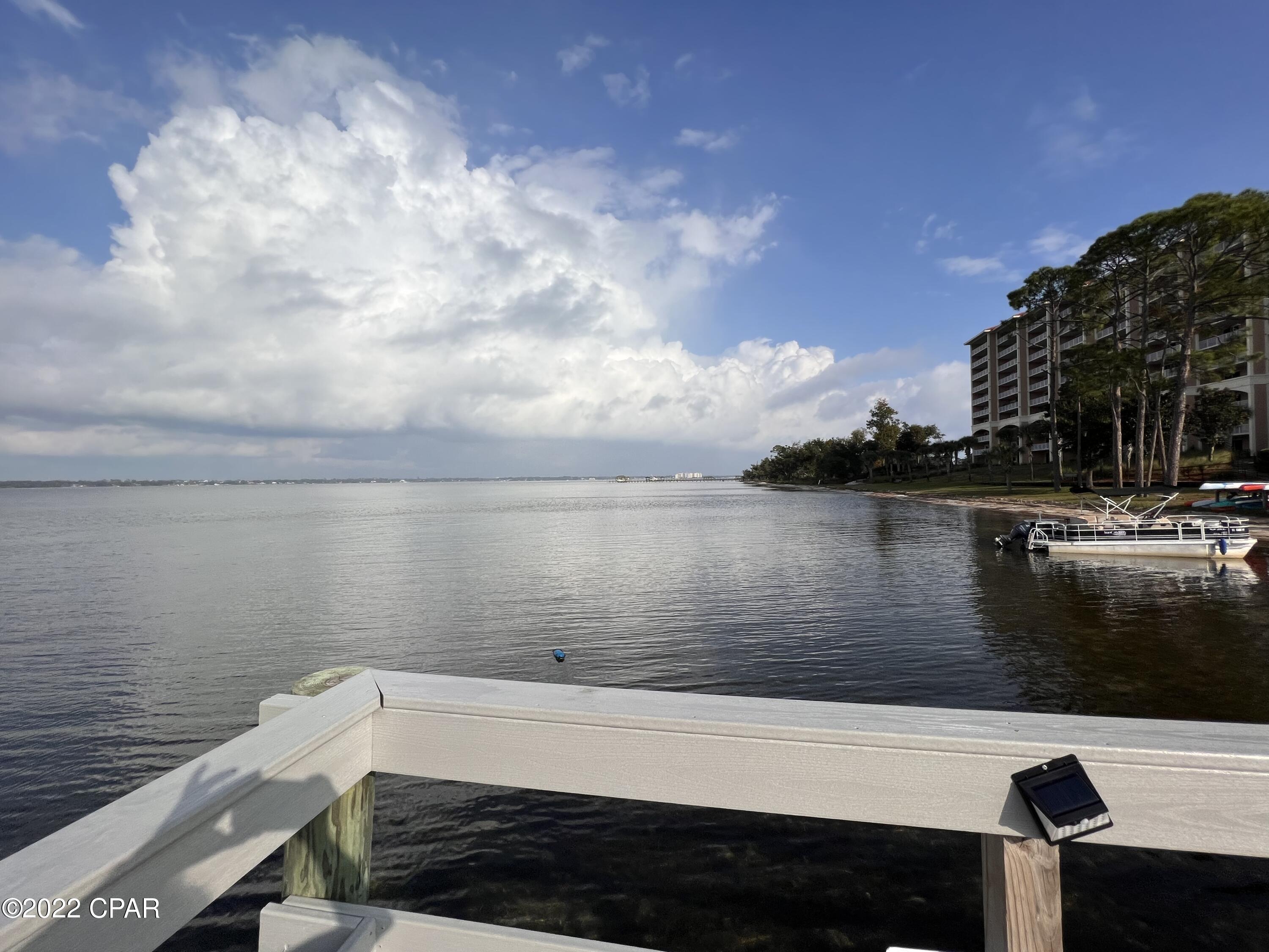 Magnolia Bay Club - Residential