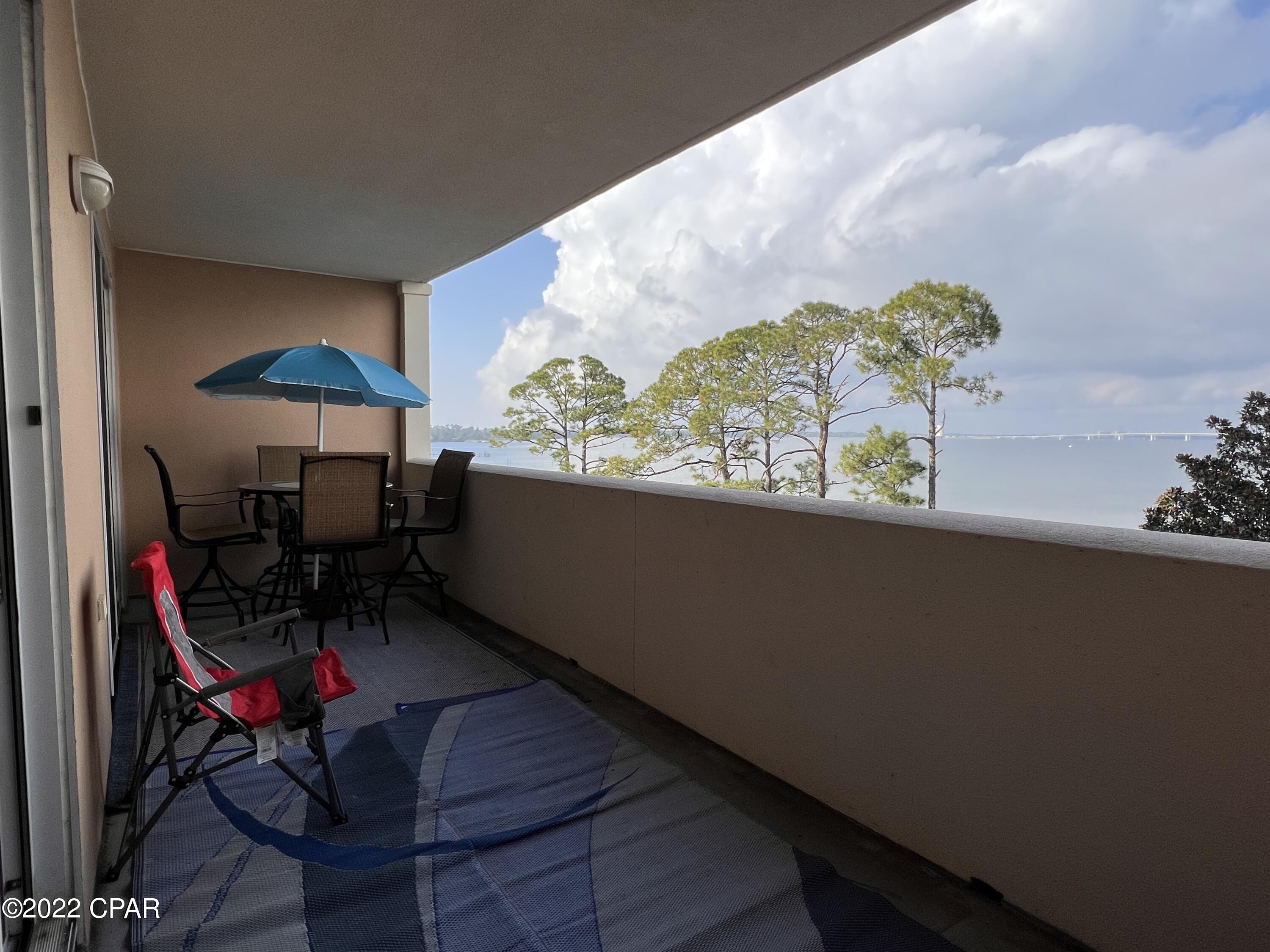 Magnolia Bay Club - Residential