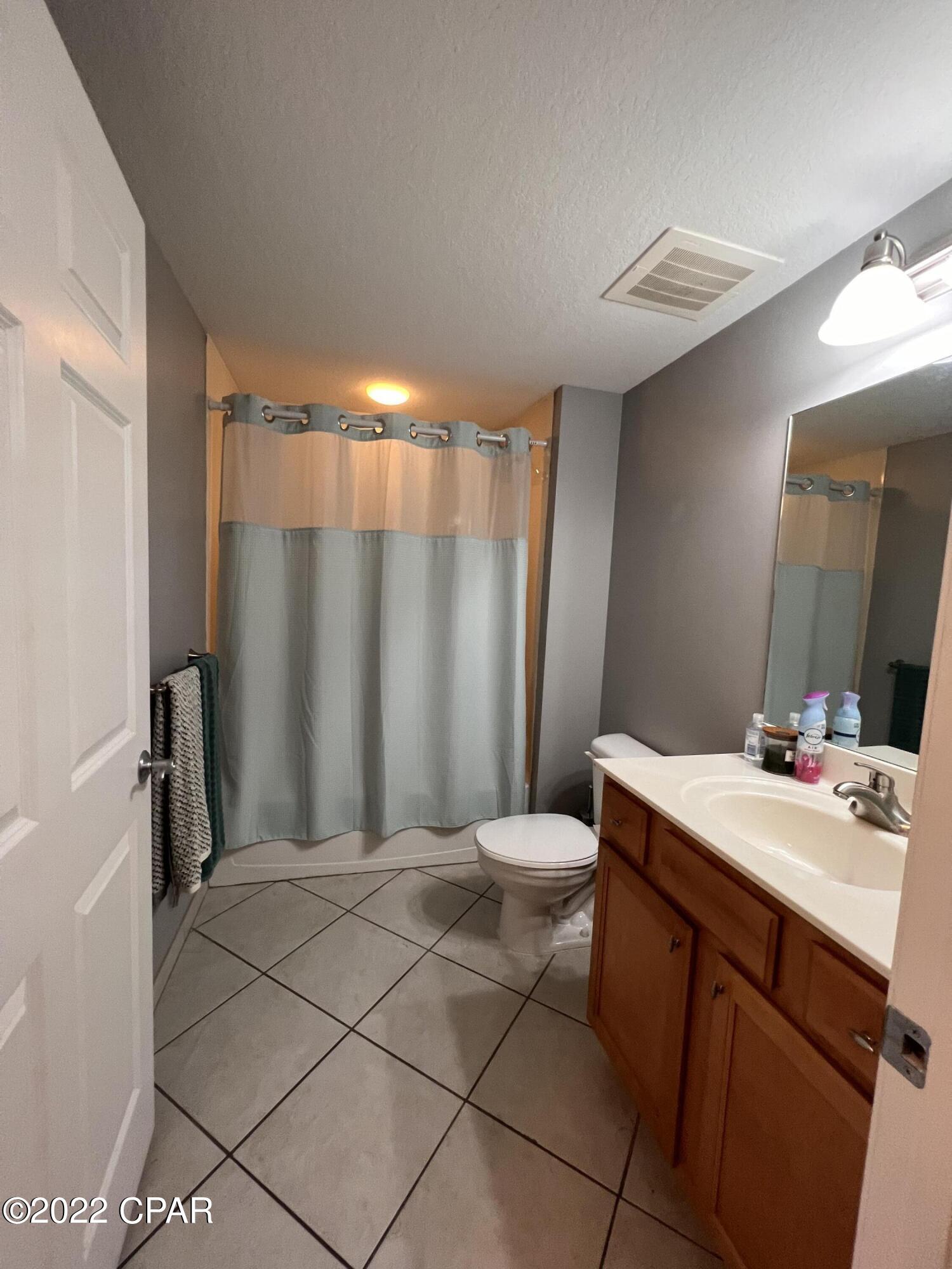 Magnolia Bay Club - Residential