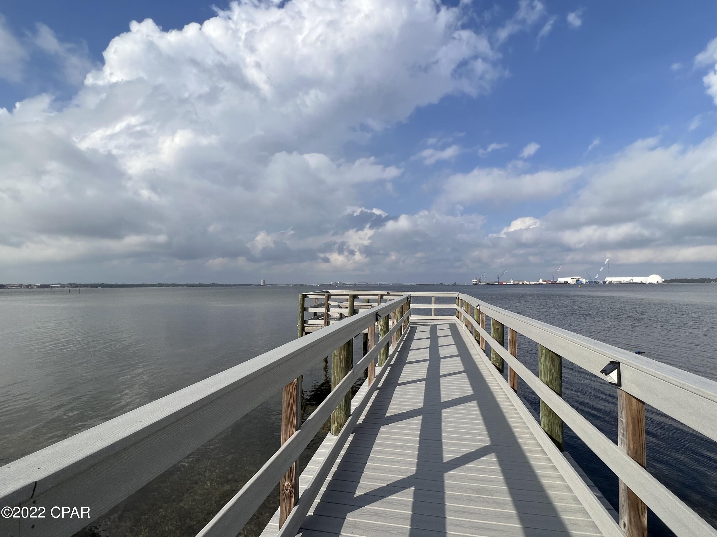 Magnolia Bay Club - Residential