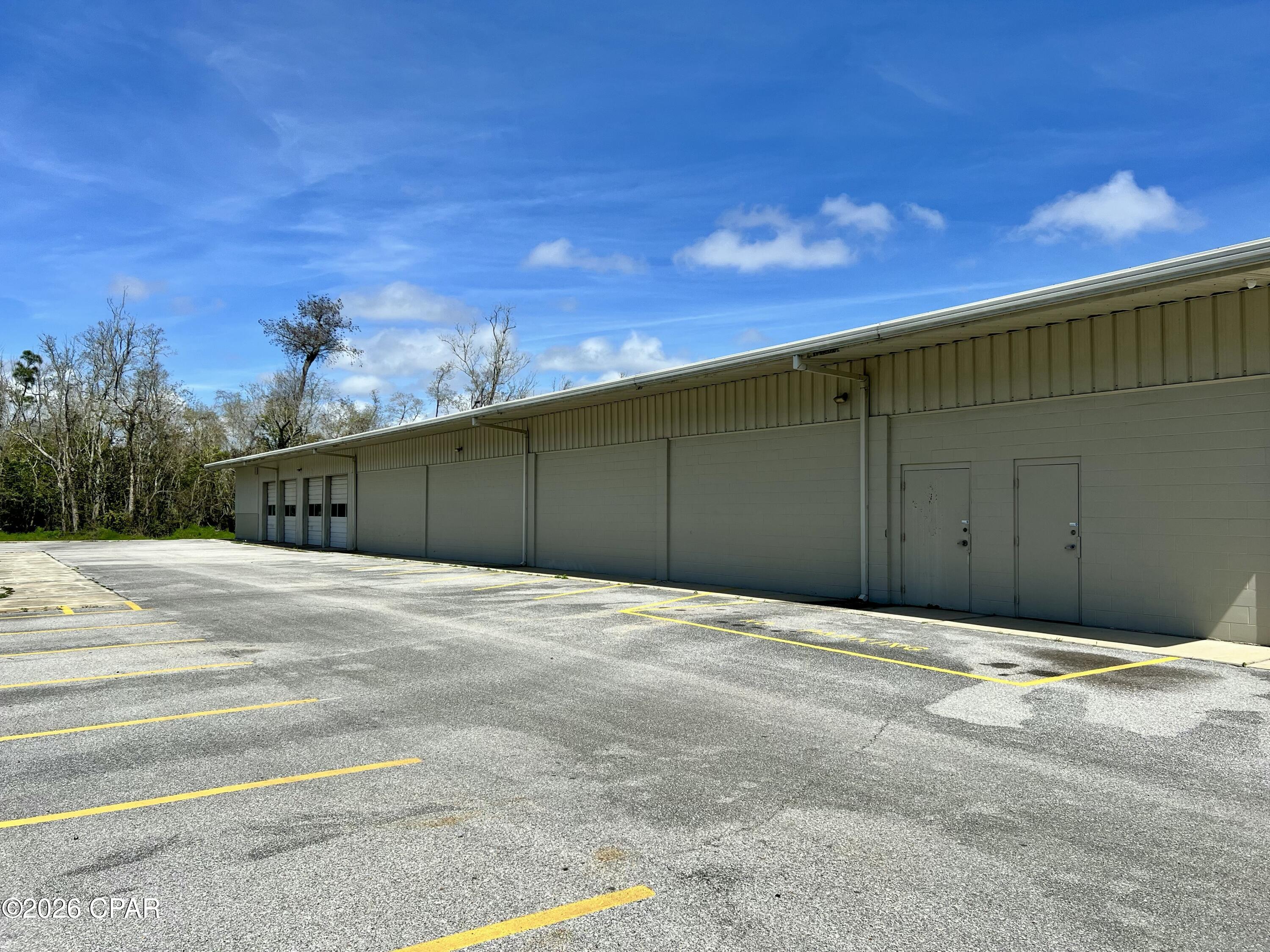 No Named Subdivision - Commercial Lease