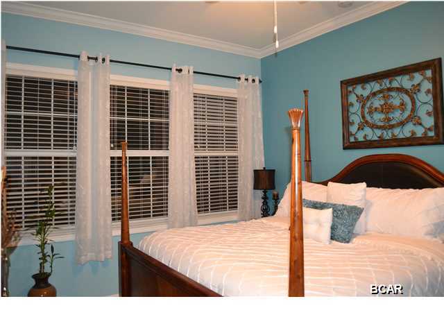 Hawks Landing - Residential